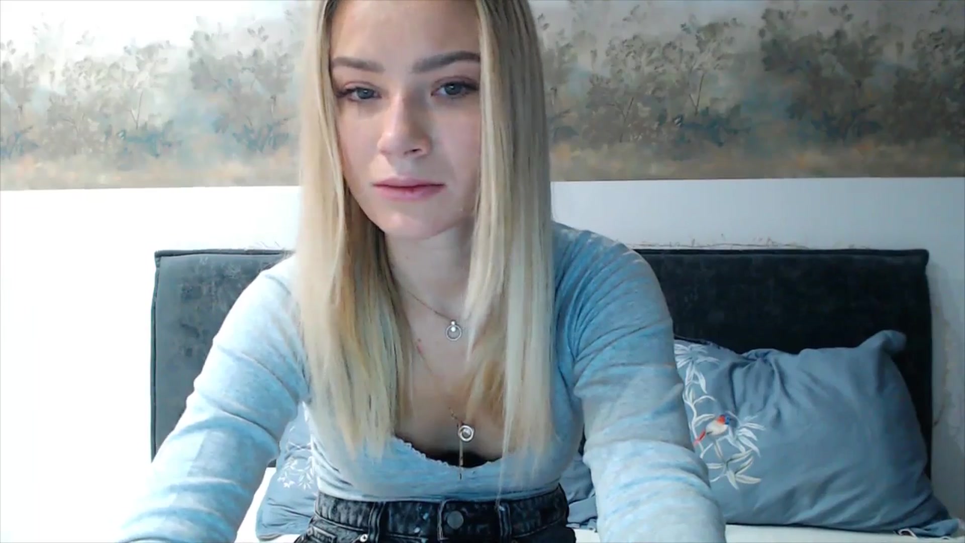 Gallery image thumbnail from fiancee's myfreecams stream on, 11/14/2025, 03:51 image 6 of 20