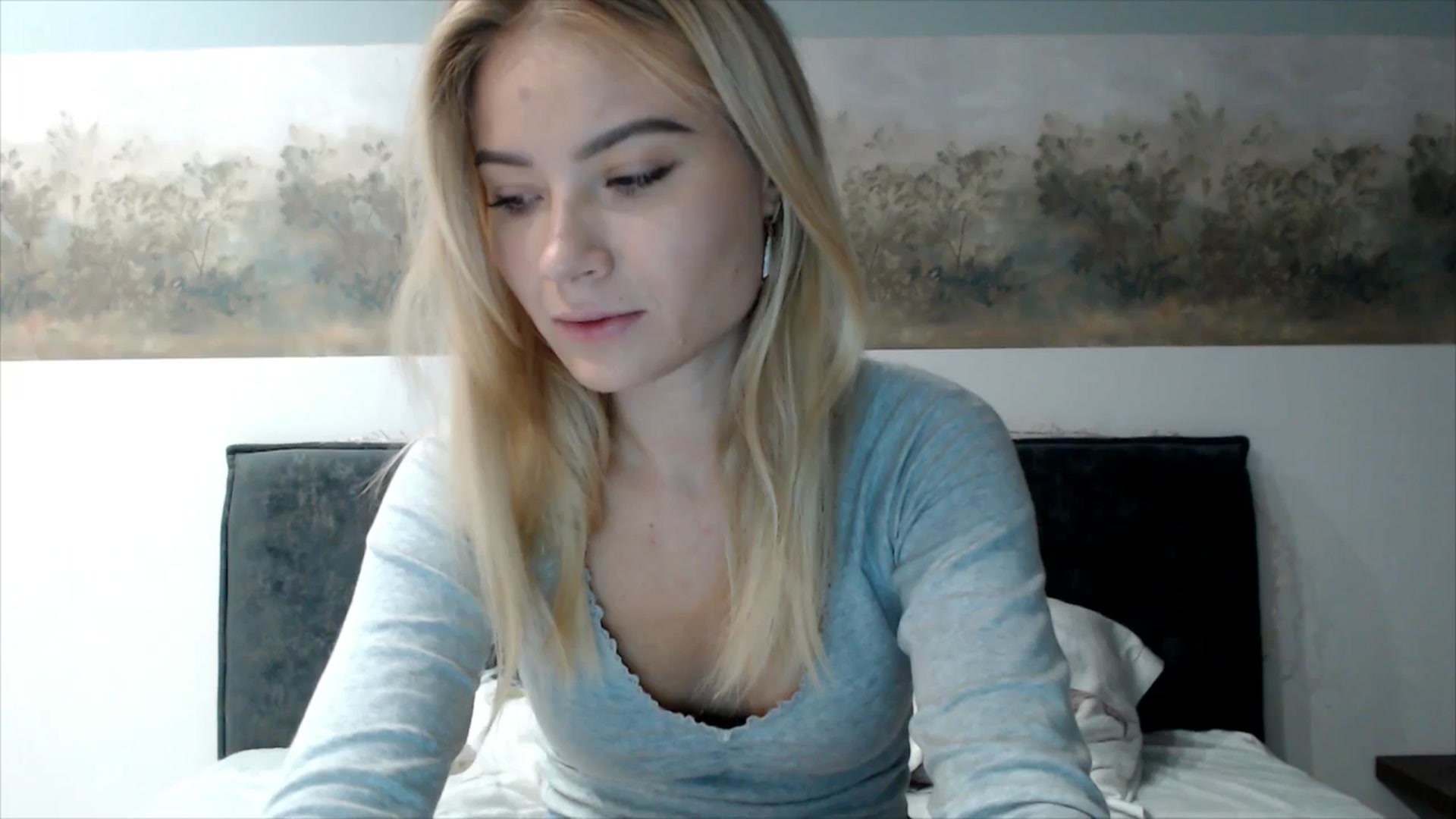 Gallery image thumbnail from fiancee's myfreecams stream on, 11/21/2025, 02:23 image 8 of 20
