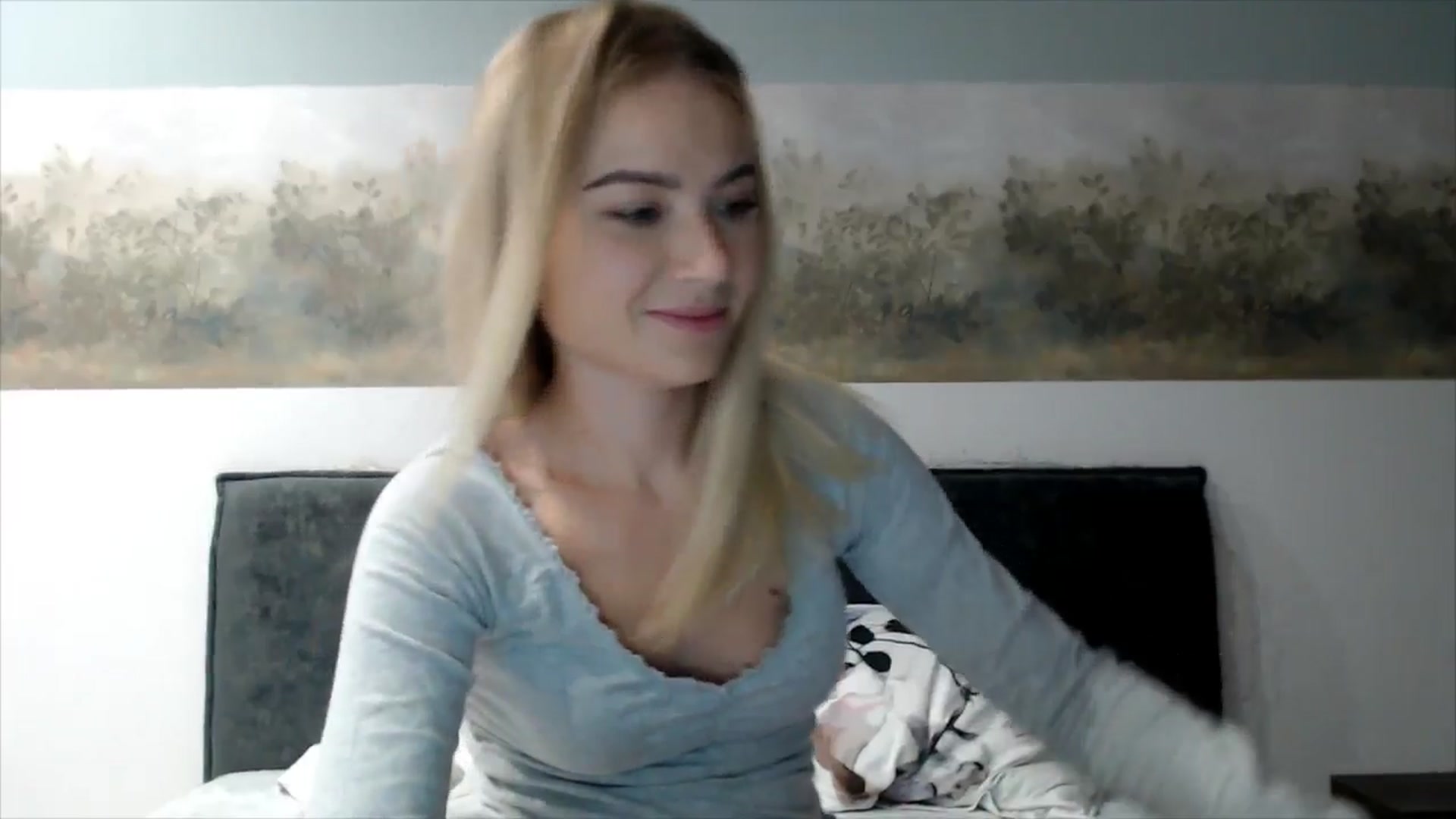 Gallery image thumbnail from fiancee's myfreecams stream on, 11/21/2025, 02:23 image 5 of 20