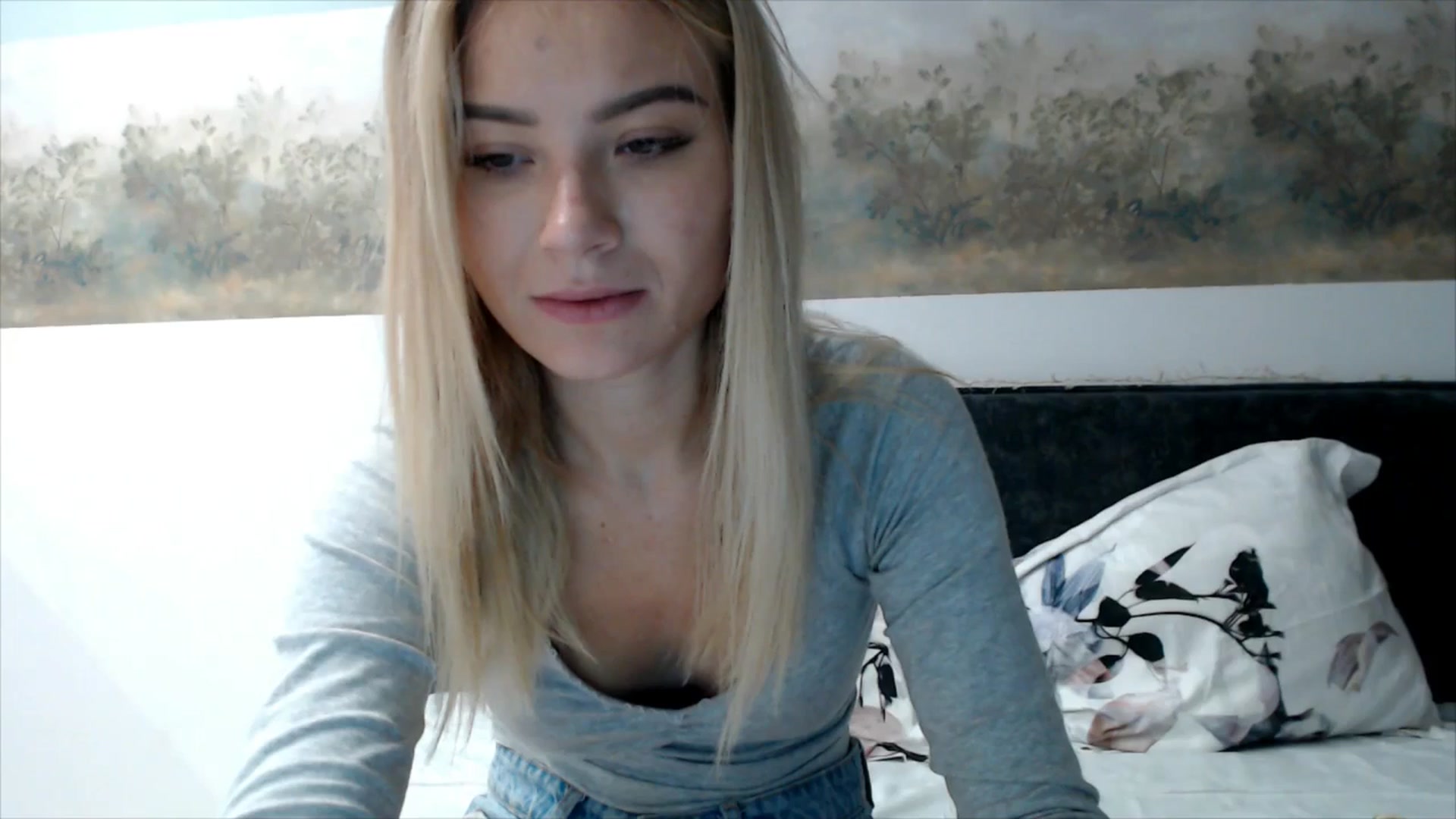 Gallery image thumbnail from fiancee's myfreecams stream on, 11/21/2025, 04:12 image 19 of 20