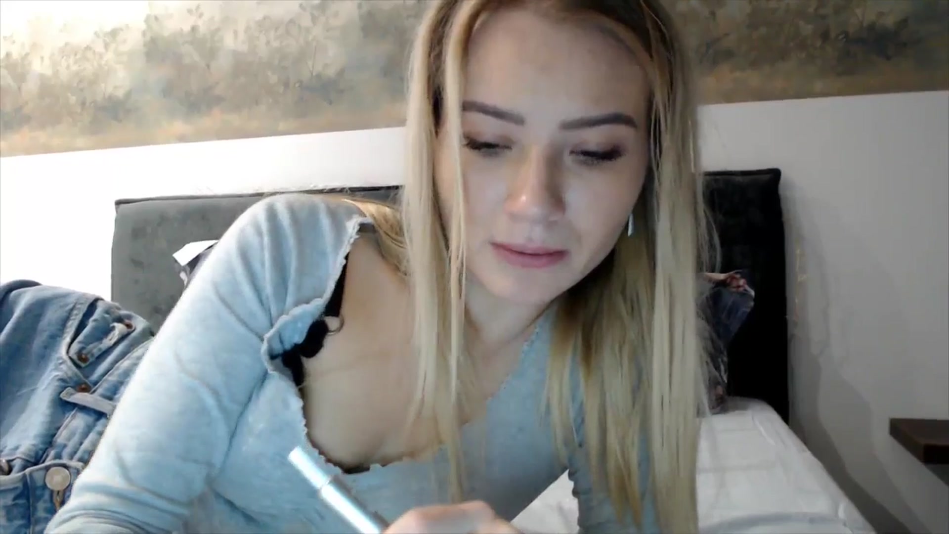 Gallery image thumbnail from fiancee's myfreecams stream on, 11/24/2025, 01:46 image 7 of 20