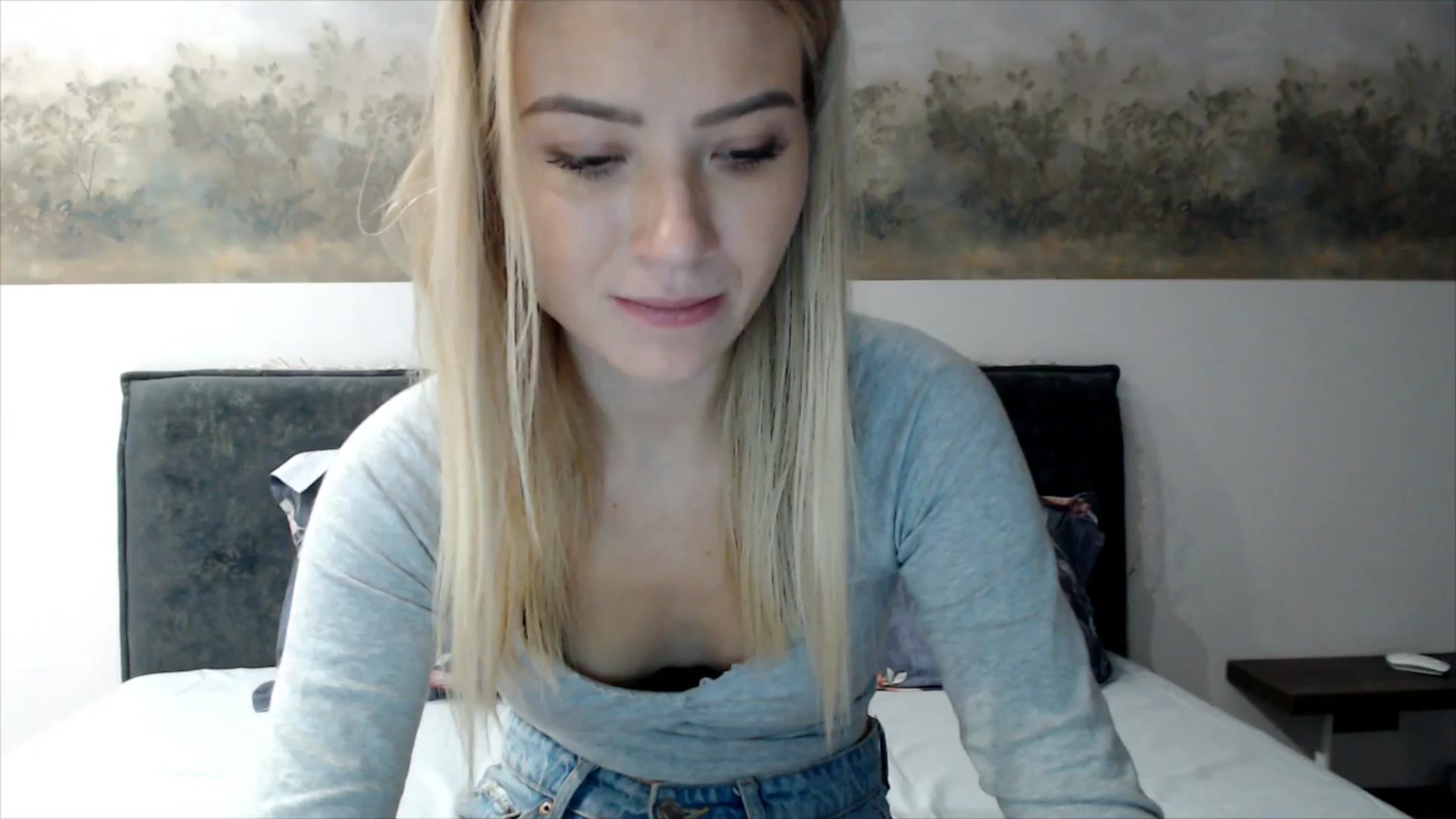 Gallery image thumbnail from fiancee's myfreecams stream on, 11/24/2025, 01:46 image 1 of 20