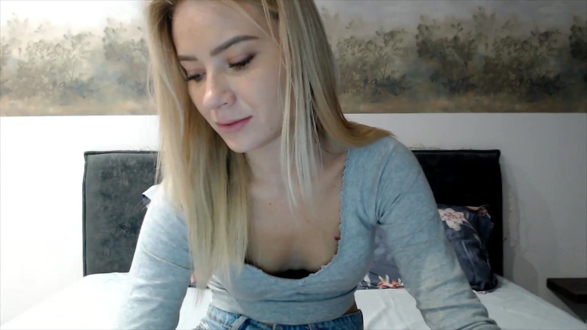 Gallery image thumbnail from fiancee's myfreecams stream on, 11/24/2025, 02:31 image 3 of 20