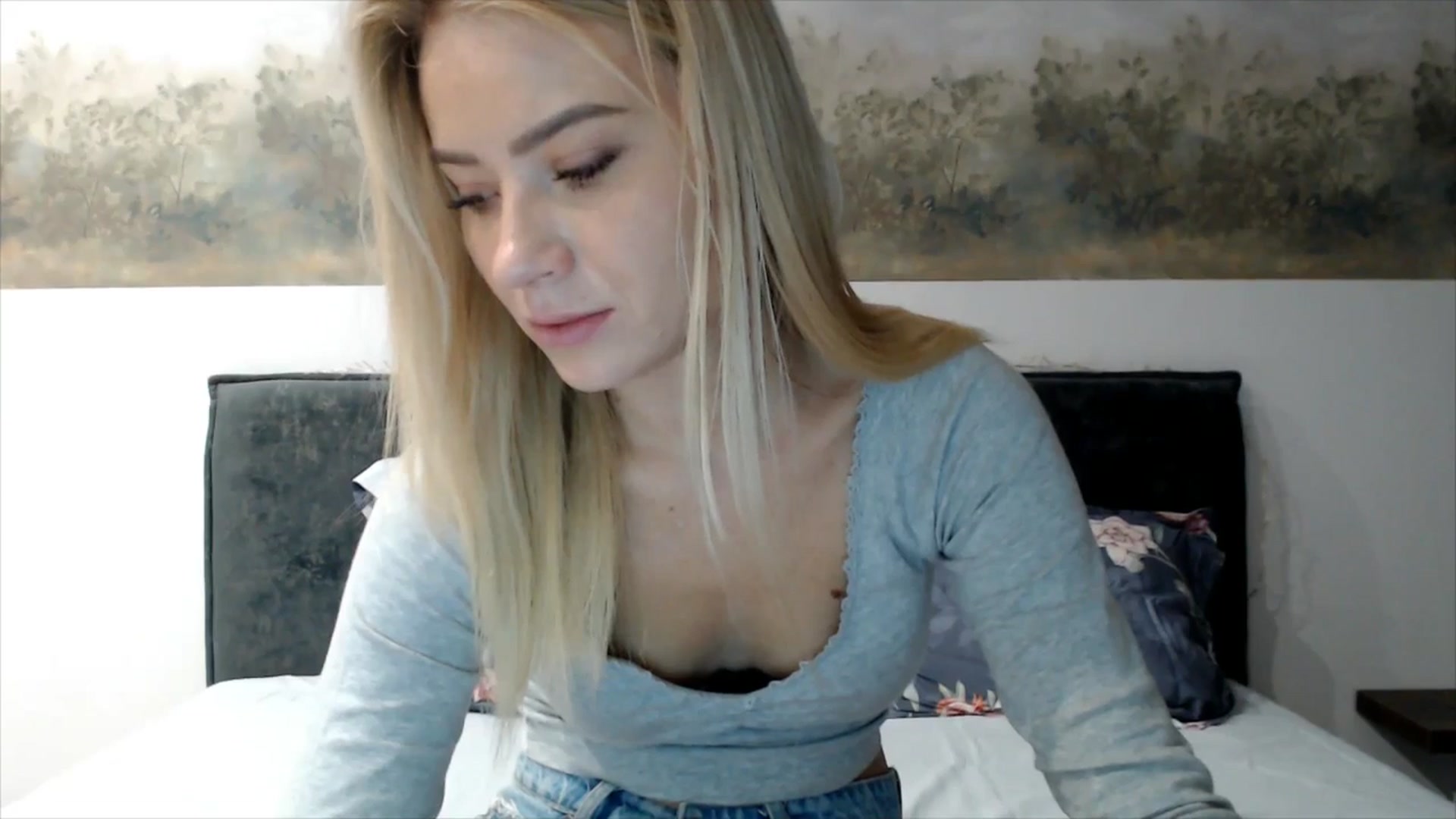 Gallery image thumbnail from fiancee's myfreecams stream on, 11/24/2025, 02:31 image 4 of 20