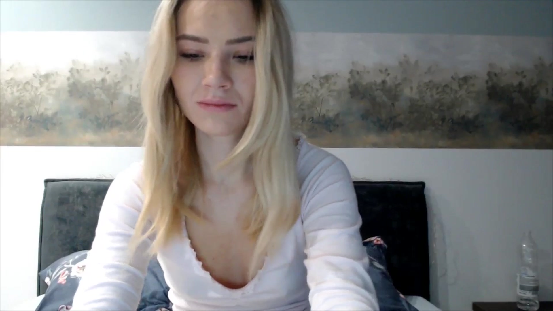 Gallery image thumbnail from fiancee's myfreecams stream on, 12/01/2025, 05:55 image 14 of 20