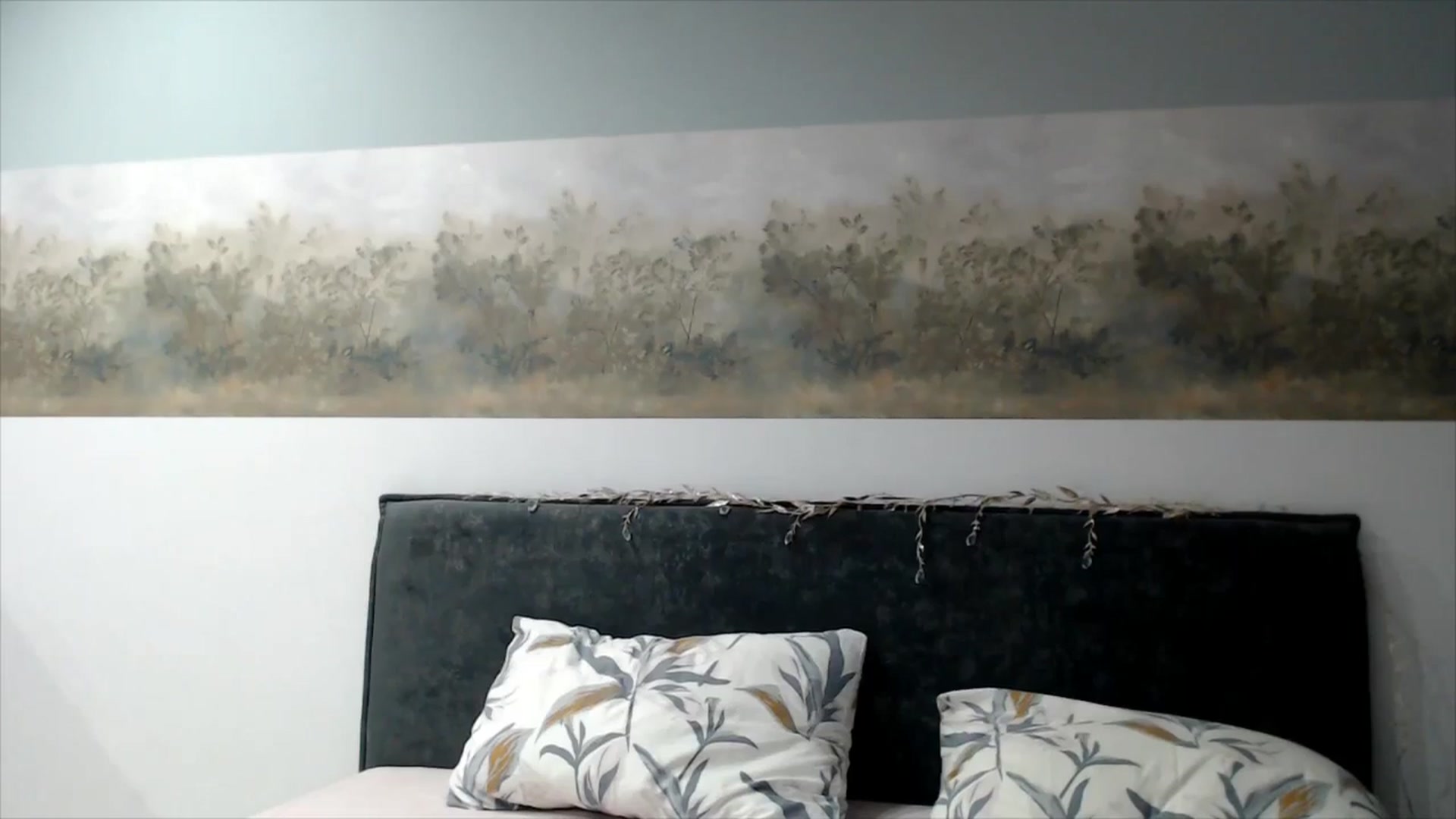 Gallery image thumbnail from fiancee's myfreecams stream on, 12/05/2025, 16:09 image 8 of 20