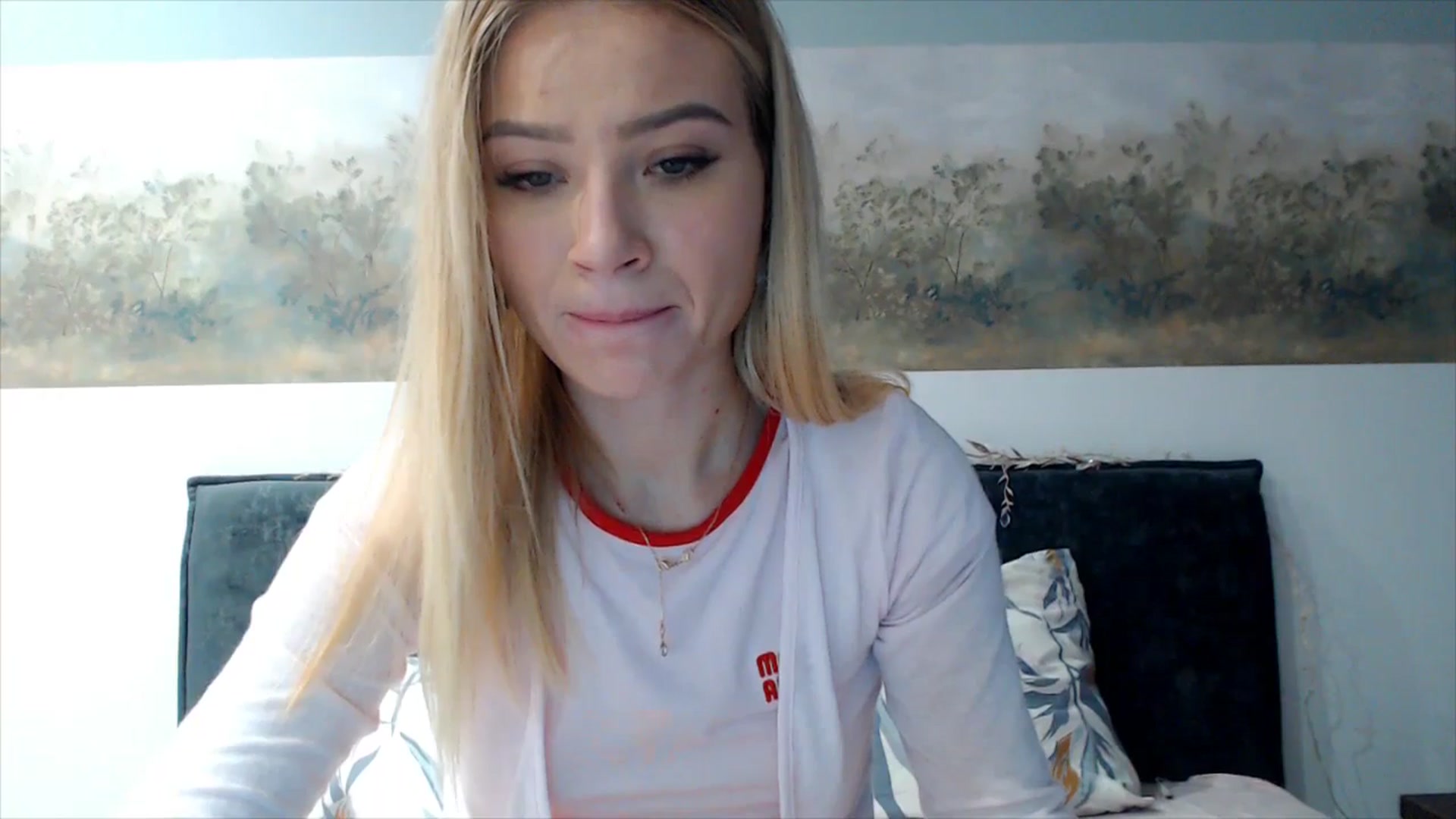 Gallery image thumbnail from fiancee's myfreecams stream on, 12/10/2025, 05:28 image 5 of 20