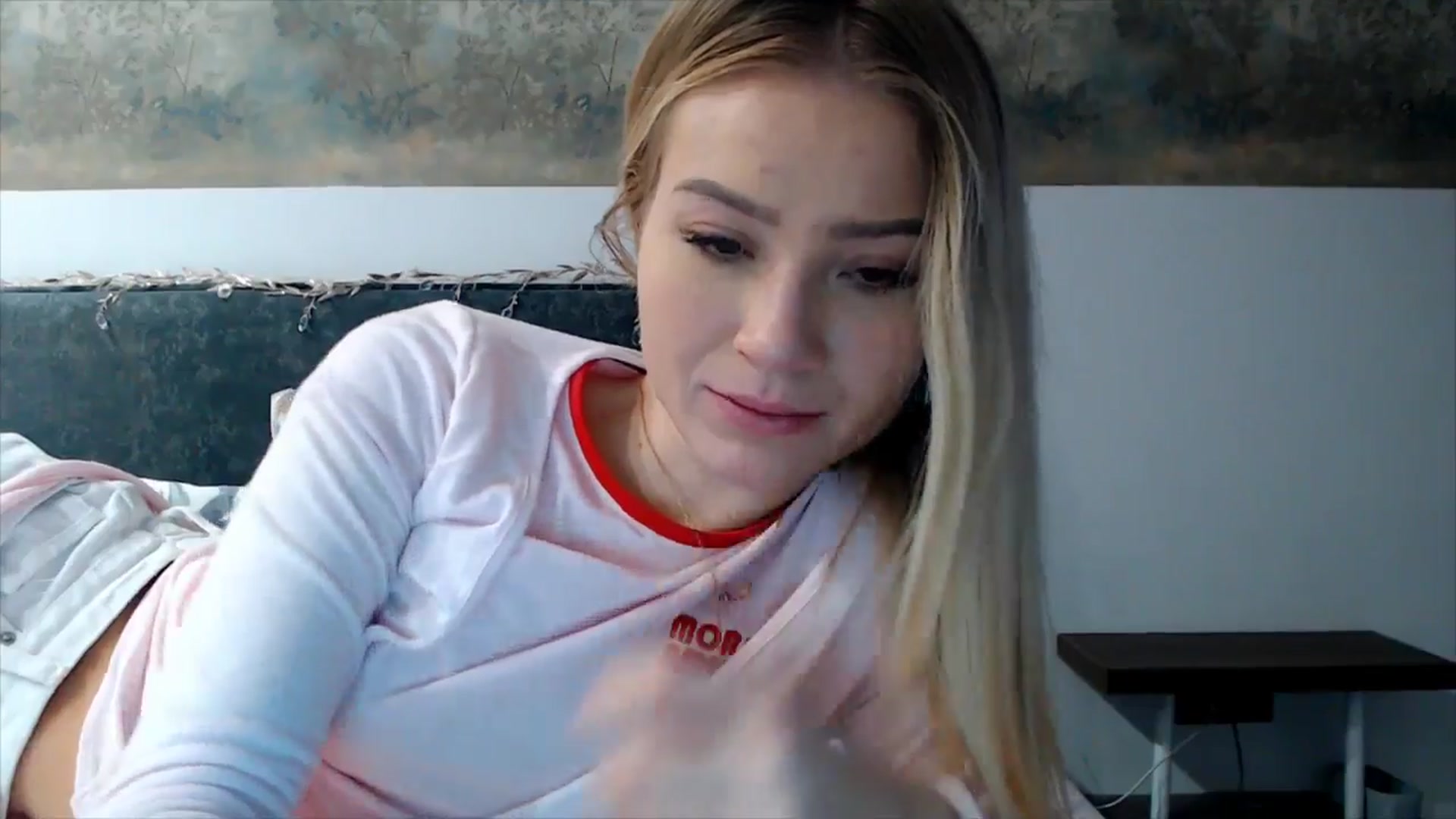 Gallery image thumbnail from fiancee's myfreecams stream on, 12/10/2025, 05:28 image 13 of 20