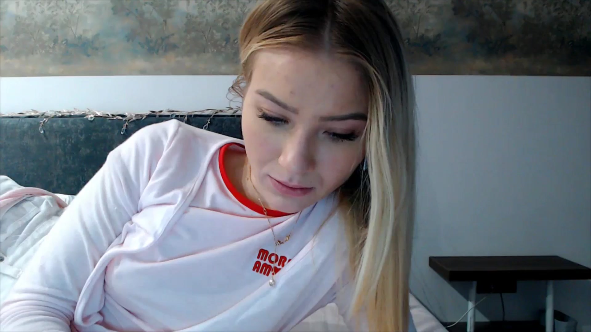 Gallery image thumbnail from fiancee's myfreecams stream on, 12/10/2025, 05:28 image 11 of 20