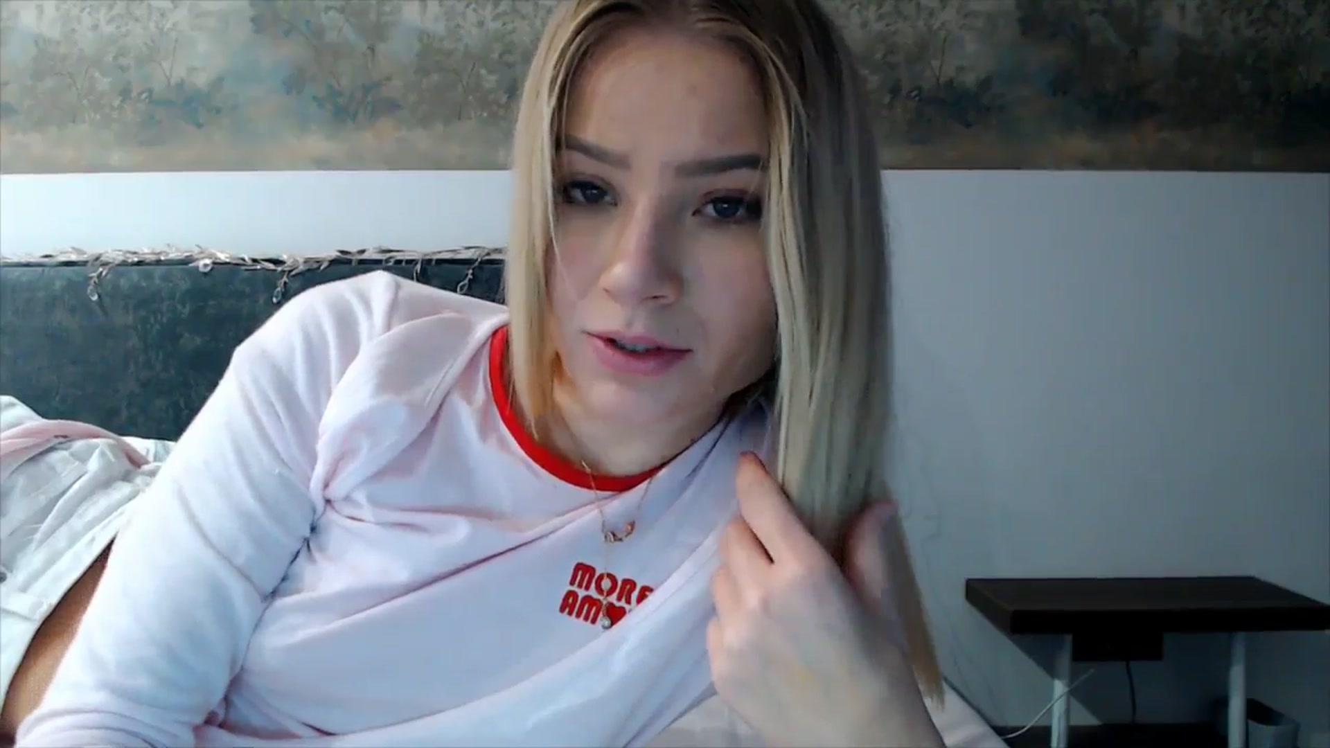 Gallery image thumbnail from fiancee's myfreecams stream on, 12/10/2025, 05:28 image 10 of 20
