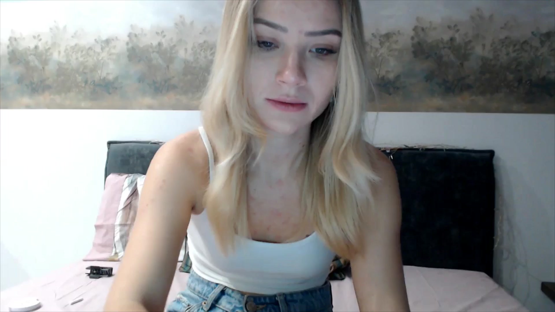 Gallery image thumbnail from fiancee's myfreecams stream on, 12/23/2025, 02:39 image 1 of 20