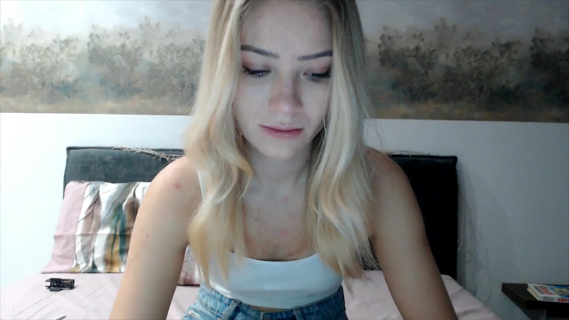 Gallery image thumbnail from fiancee's myfreecams stream on, 12/23/2025, 02:39 image 12 of 20