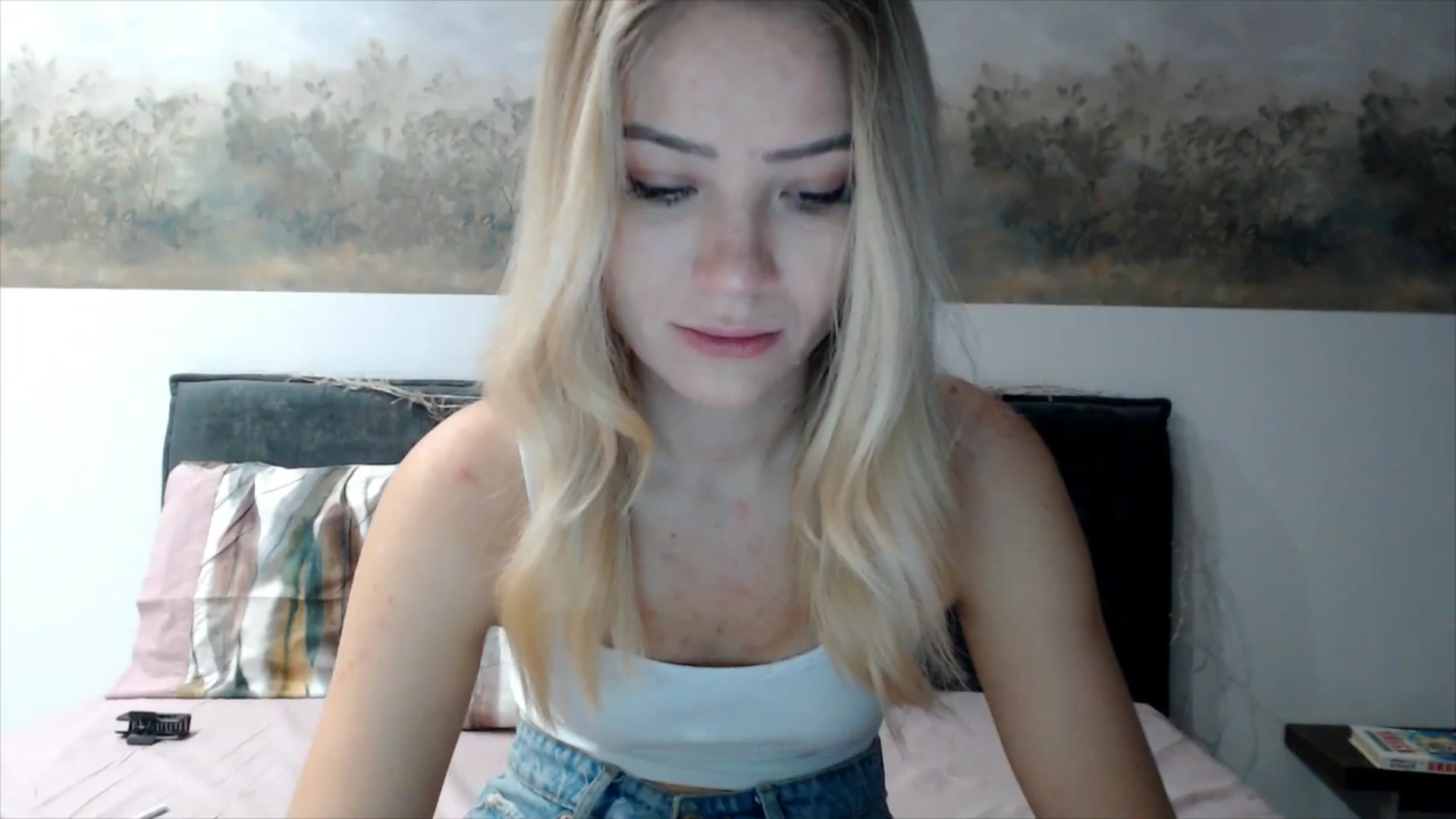 Gallery image thumbnail from fiancee's myfreecams stream on, 12/23/2025, 02:39 image 20 of 20
