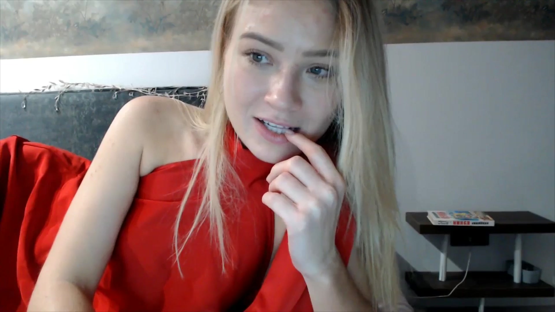 Gallery image thumbnail from fiancee's myfreecams stream on, 12/25/2025, 03:47 image 5 of 20