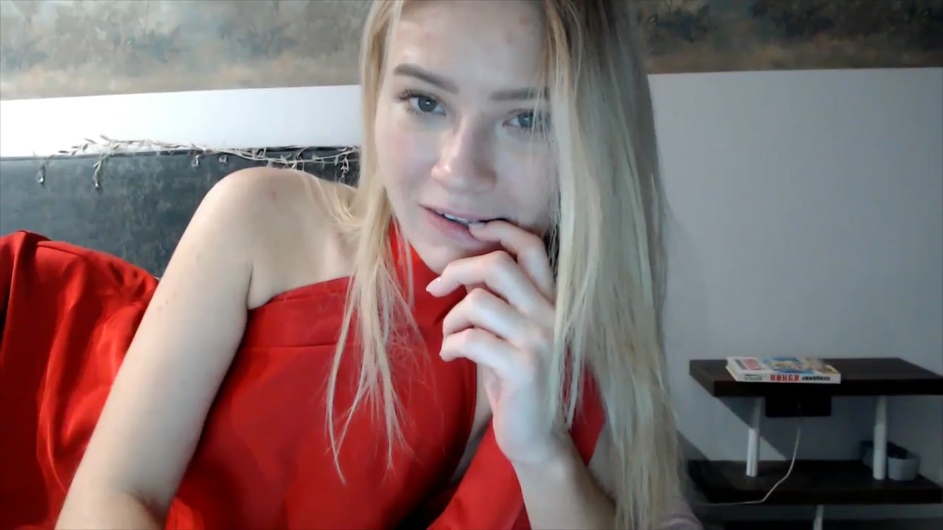 Gallery image thumbnail from fiancee's myfreecams stream on, 12/25/2025, 03:47 image 6 of 20