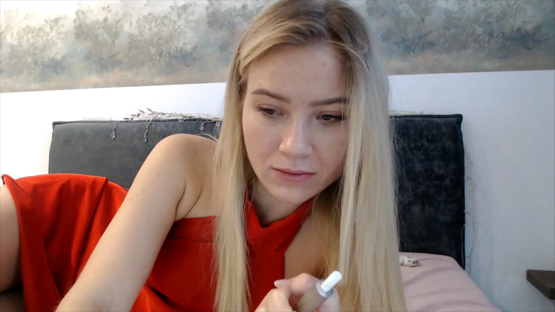 Gallery image thumbnail from fiancee's myfreecams stream on, 12/25/2025, 07:10 image 16 of 20