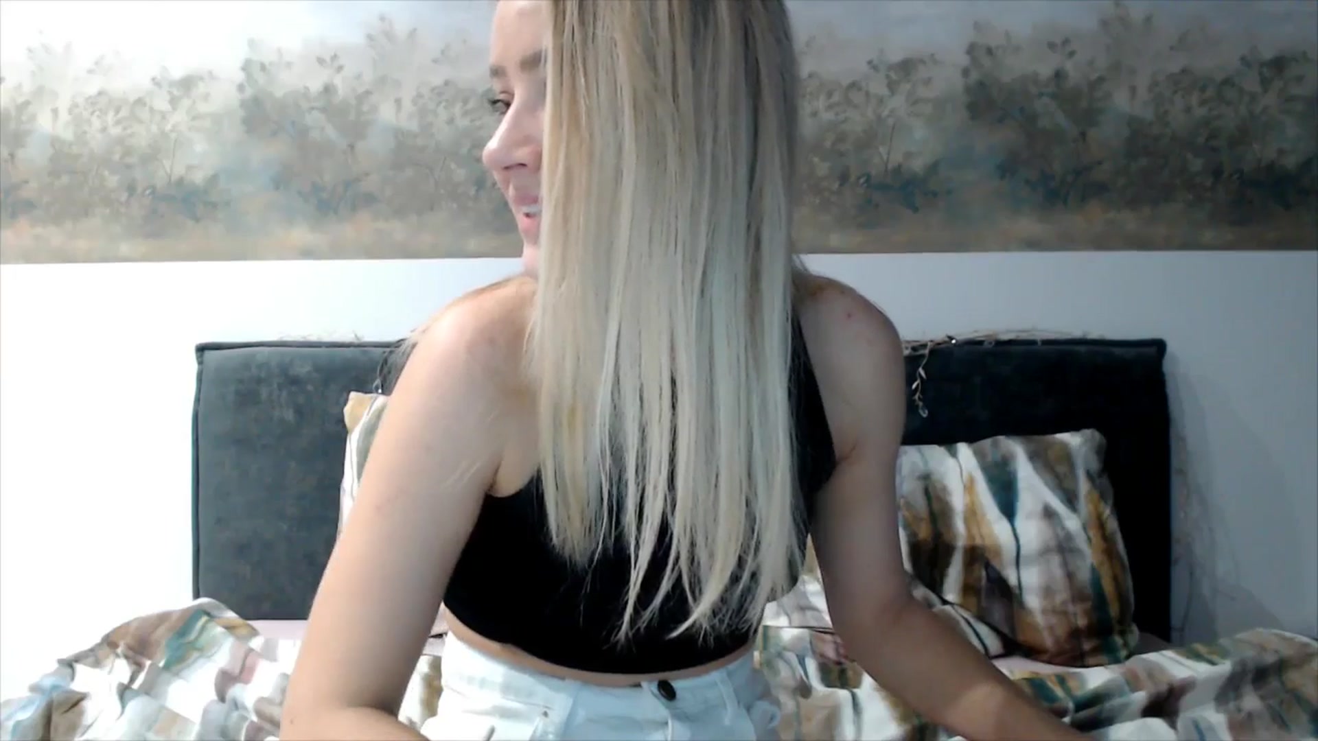 Gallery image thumbnail from fiancee's myfreecams stream on, 12/26/2025, 05:57 image 15 of 20