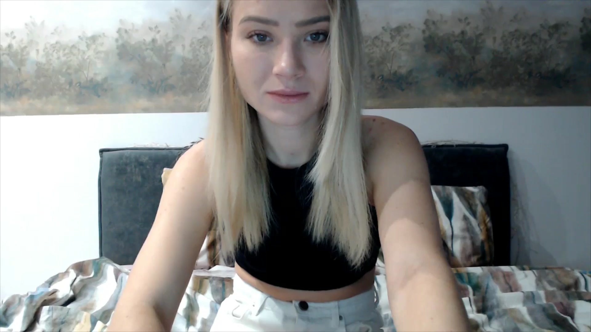 Gallery image thumbnail from fiancee's myfreecams stream on, 12/26/2025, 05:57 image 3 of 20