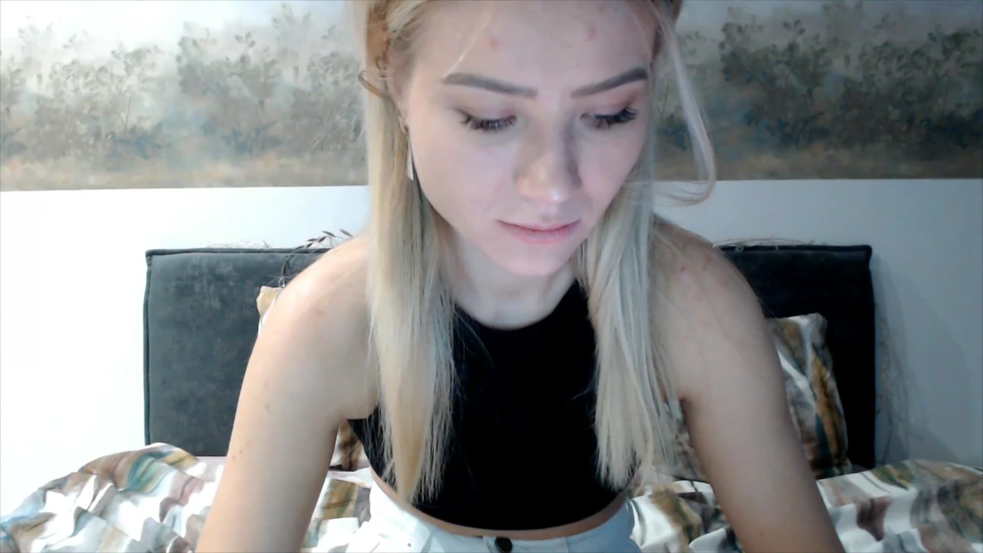 Gallery image thumbnail from fiancee's myfreecams stream on, 12/26/2025, 05:57 image 19 of 20