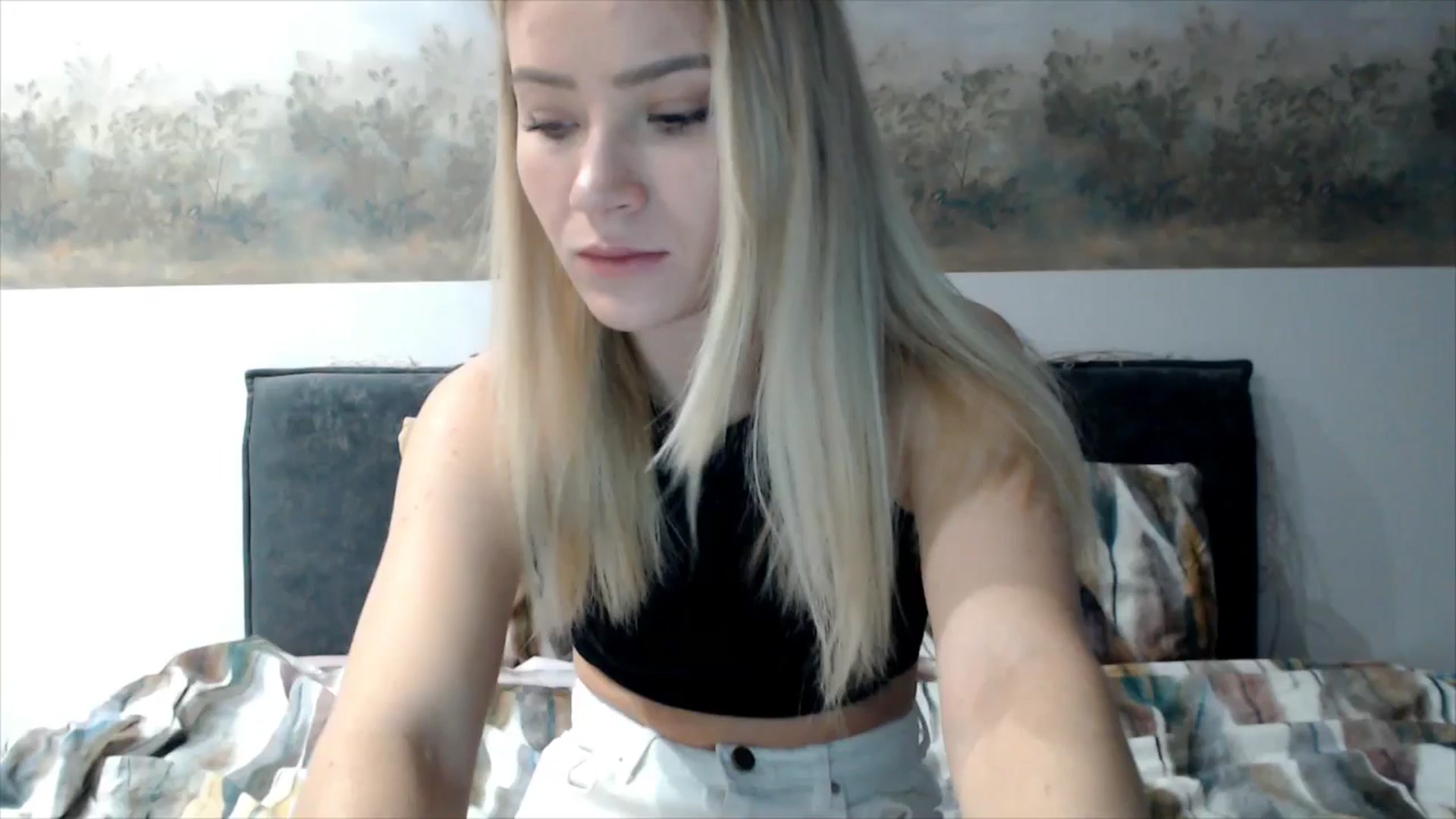 Gallery image thumbnail from fiancee's myfreecams stream on, 12/26/2025, 05:57 image 1 of 20
