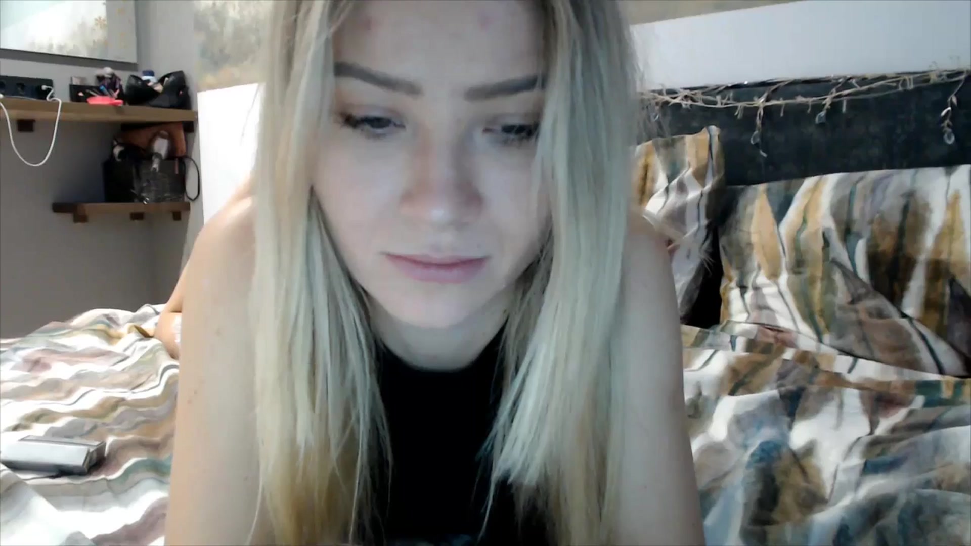 Gallery image thumbnail from fiancee's myfreecams stream on, 12/26/2025, 07:16 image 7 of 20