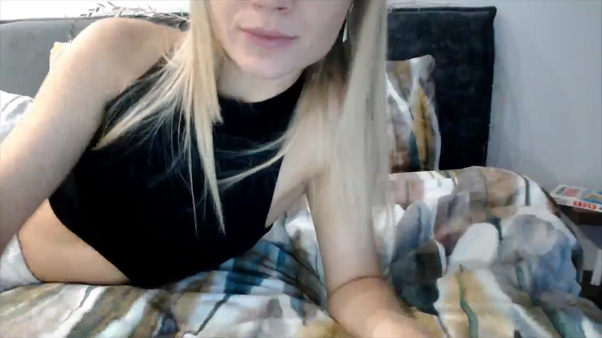 Gallery image thumbnail from fiancee's myfreecams stream on, 12/26/2025, 07:16 image 13 of 20