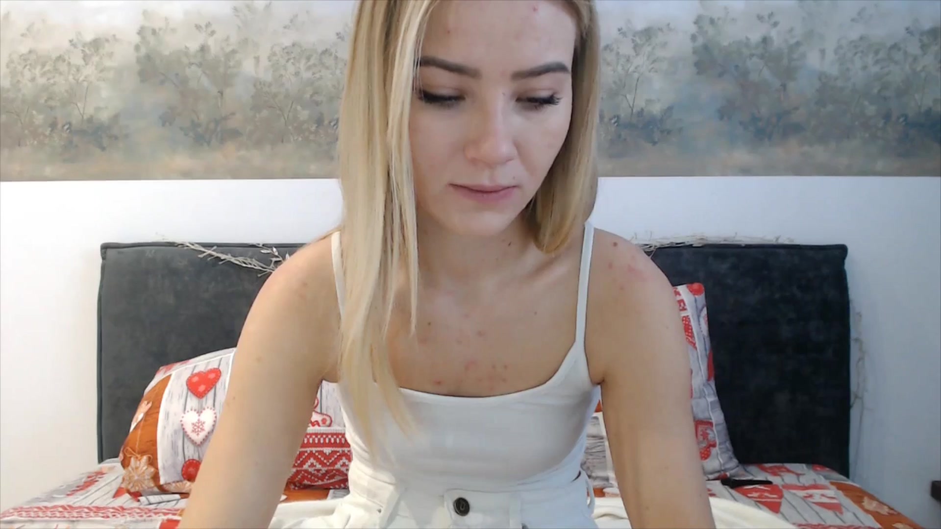 Gallery image thumbnail from fiancee's myfreecams stream on, 12/30/2025, 07:53 image 14 of 20
