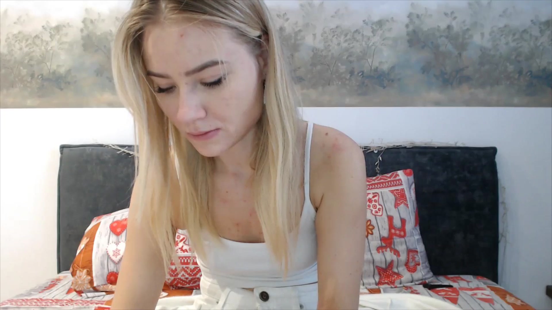 Gallery image thumbnail from fiancee's myfreecams stream on, 12/30/2025, 07:53 image 2 of 20