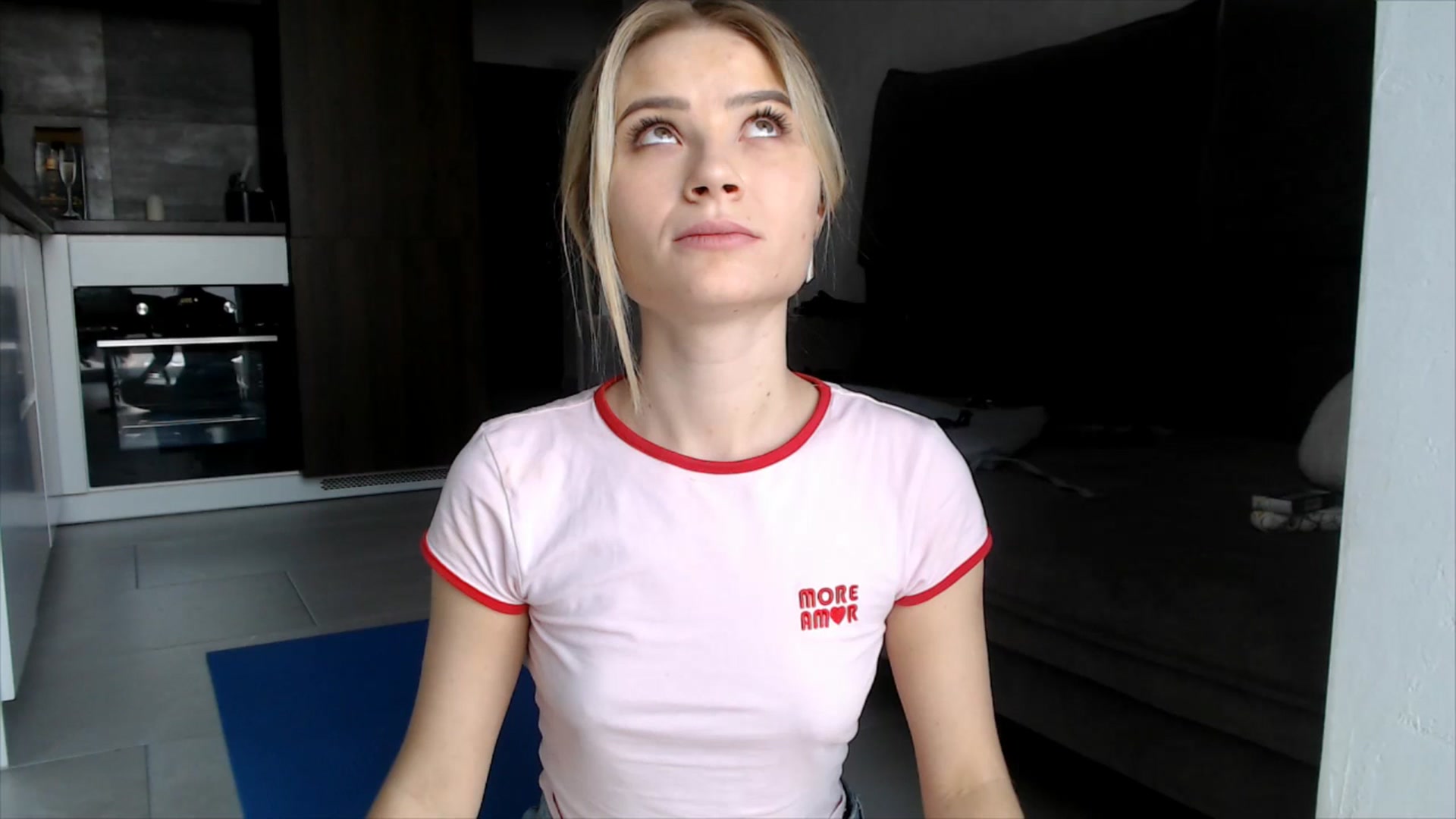 Gallery image thumbnail from fiancee's myfreecams stream on, 12/31/2025, 08:30 image 10 of 20