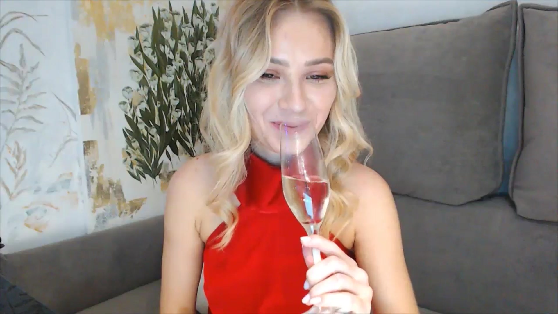 Gallery image thumbnail from fiancee's myfreecams stream on, 12/31/2025, 23:35 image 14 of 20