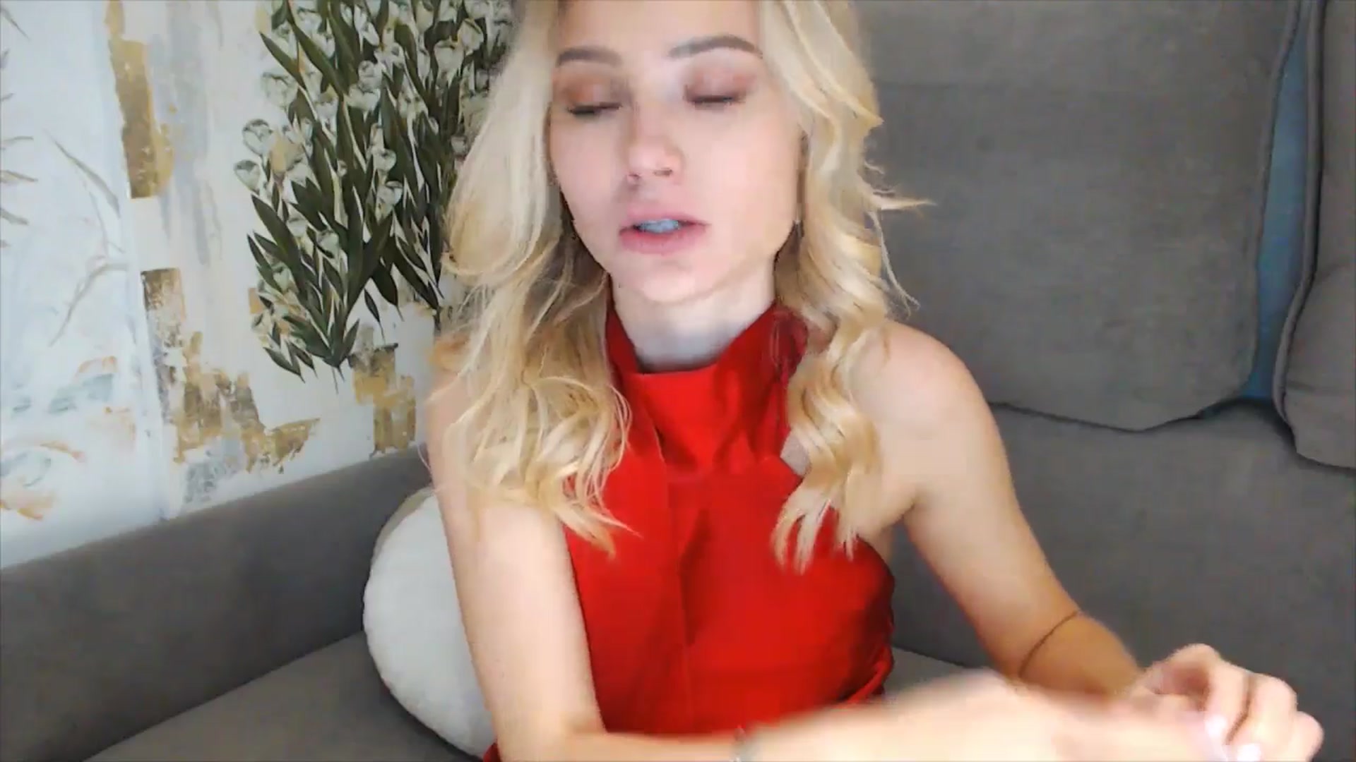 Gallery image thumbnail from fiancee's myfreecams stream on, 01/01/2026, 02:28 image 14 of 20