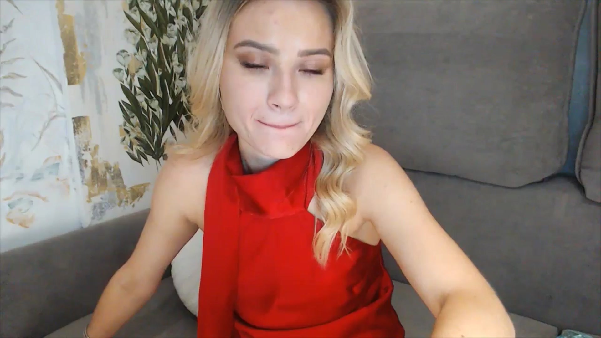 Gallery image thumbnail from fiancee's myfreecams stream on, 01/01/2026, 02:28 image 19 of 20