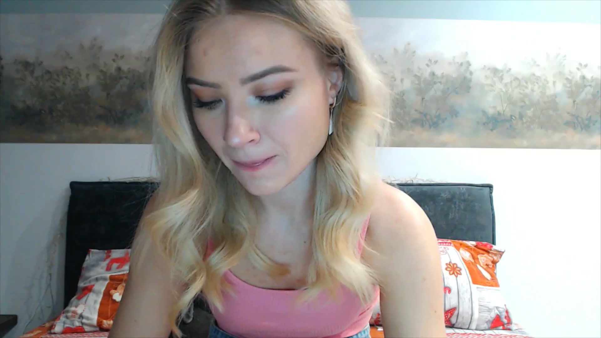 Gallery image thumbnail from fiancee's myfreecams stream on, 01/02/2026, 01:31 image 1 of 20