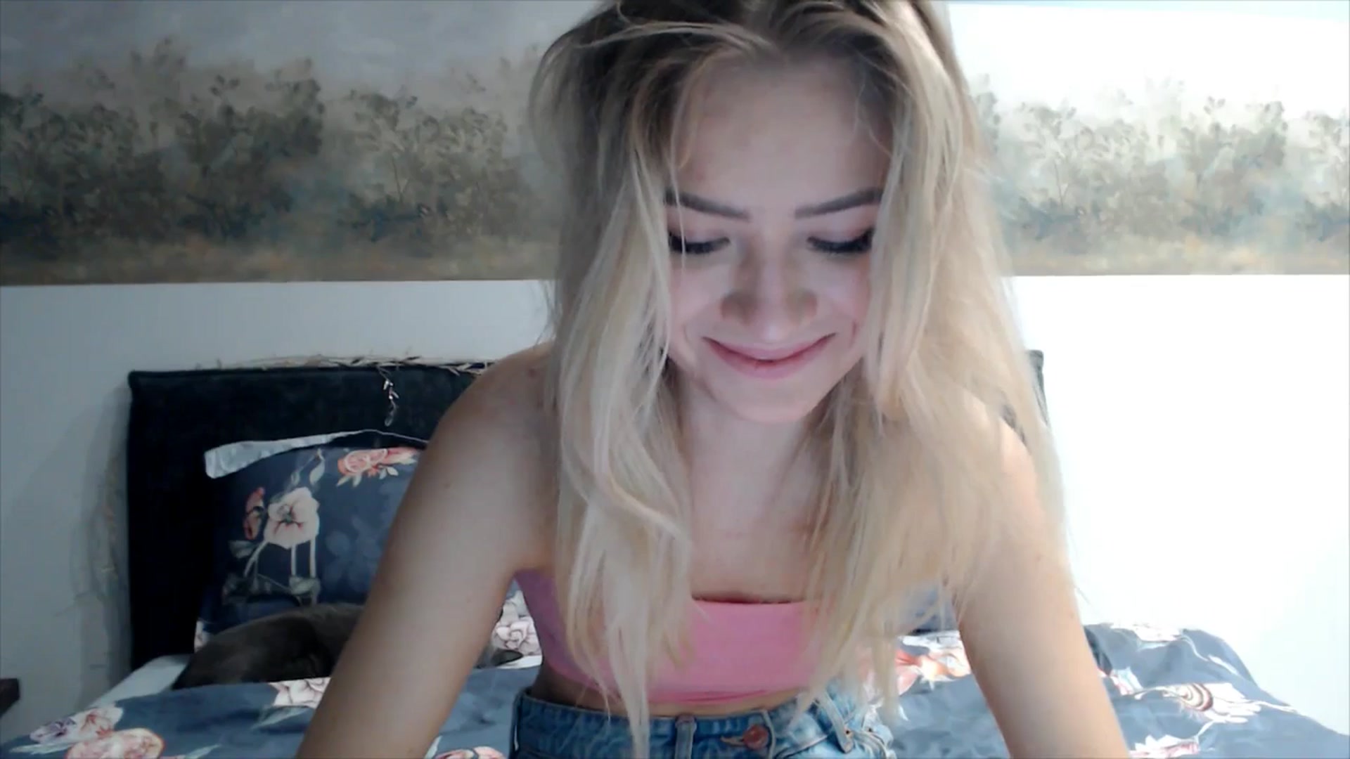 Gallery image thumbnail from fiancee's myfreecams stream on, 01/05/2026, 04:33 image 6 of 20
