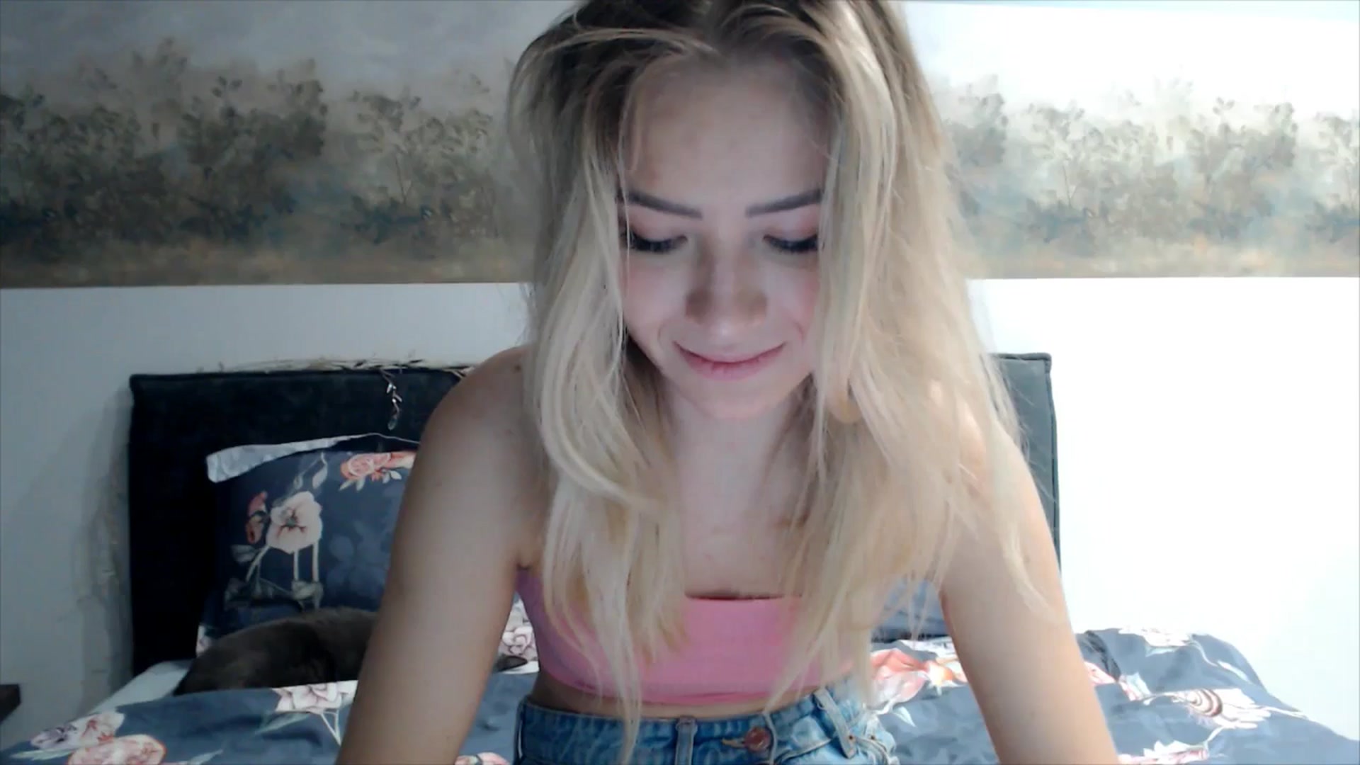 Gallery image thumbnail from fiancee's myfreecams stream on, 01/05/2026, 04:33 image 7 of 20