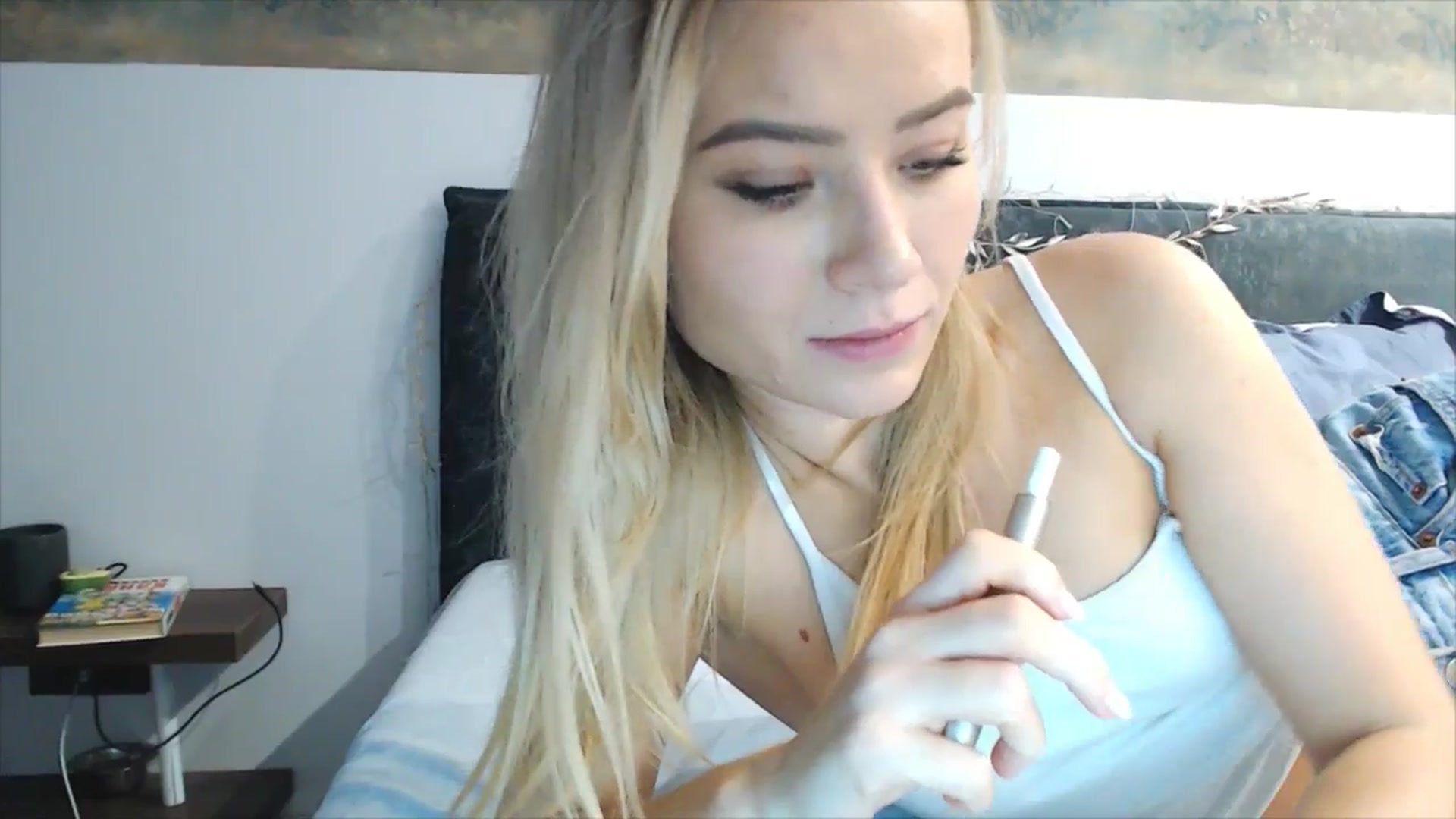 Gallery image thumbnail from fiancee's myfreecams stream on, 01/06/2026, 06:49 image 2 of 20