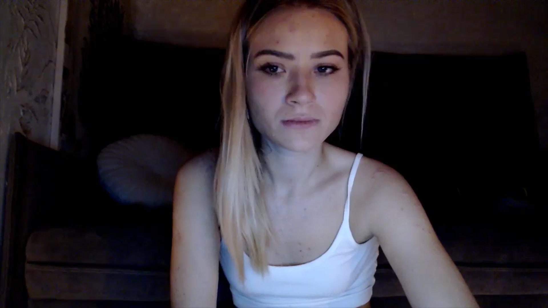 Gallery image thumbnail from fiancee's myfreecams stream on, 01/08/2026, 01:44 image 15 of 20