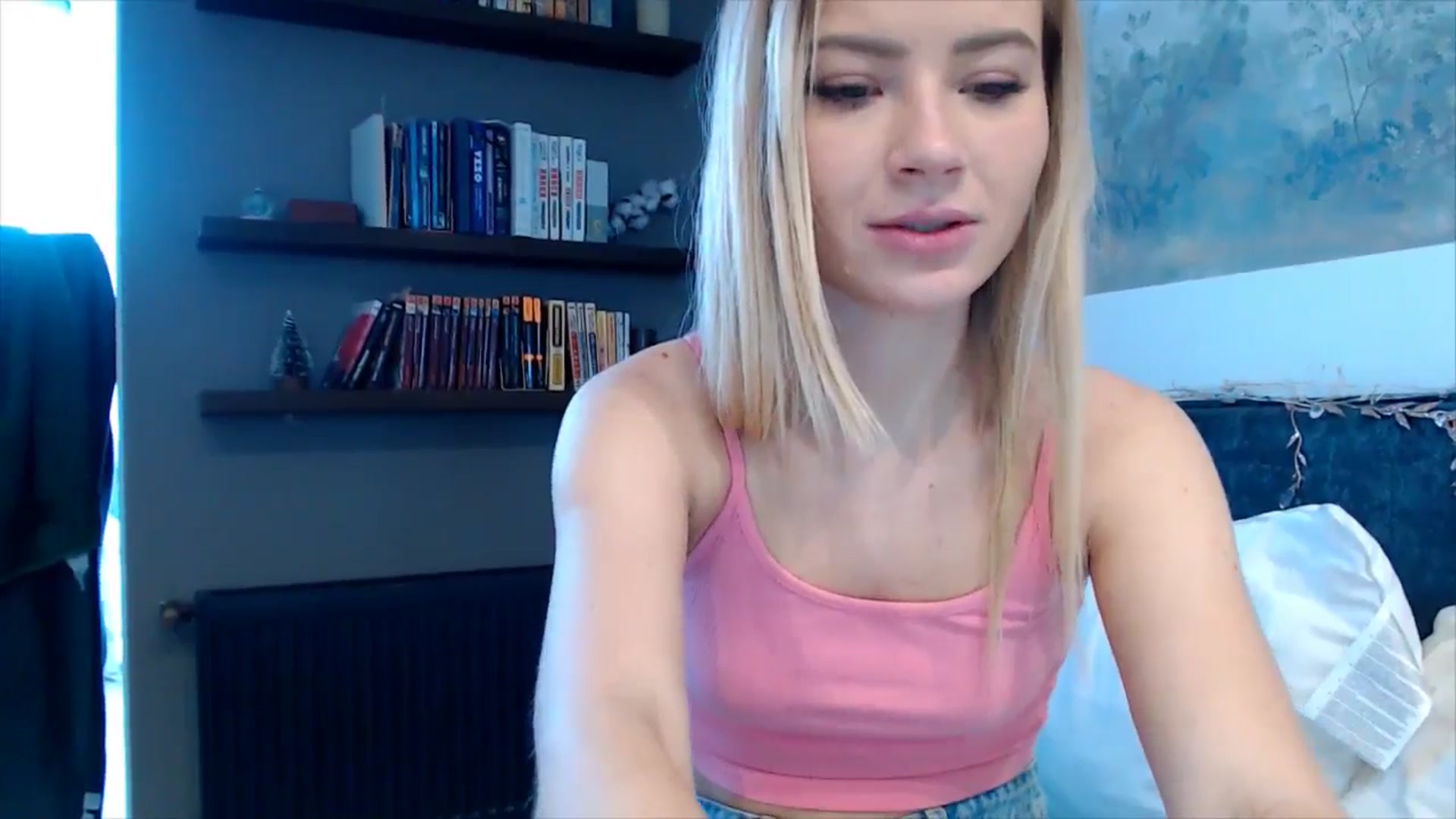 Gallery image thumbnail from fiancee's myfreecams stream on, 01/12/2026, 06:41 image 2 of 20