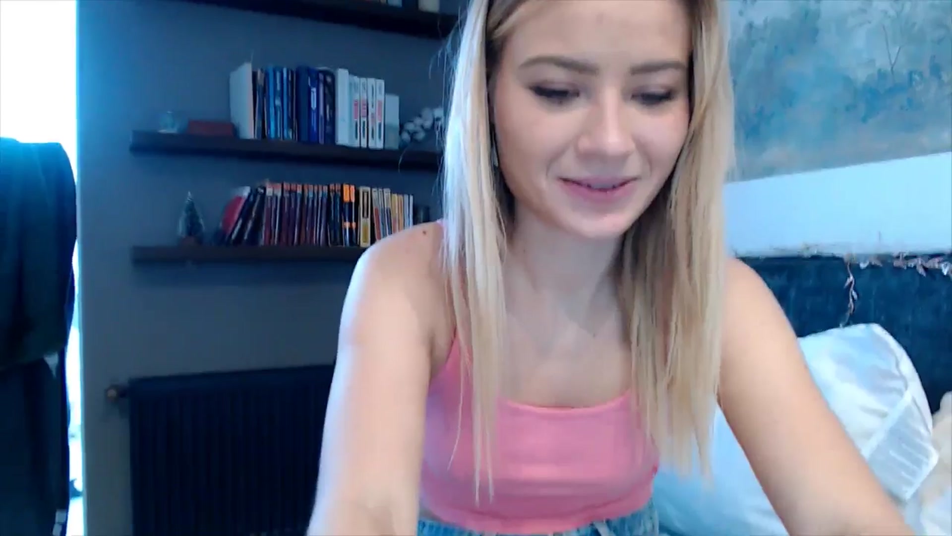 Gallery image thumbnail from fiancee's myfreecams stream on, 01/12/2026, 06:41 image 4 of 20