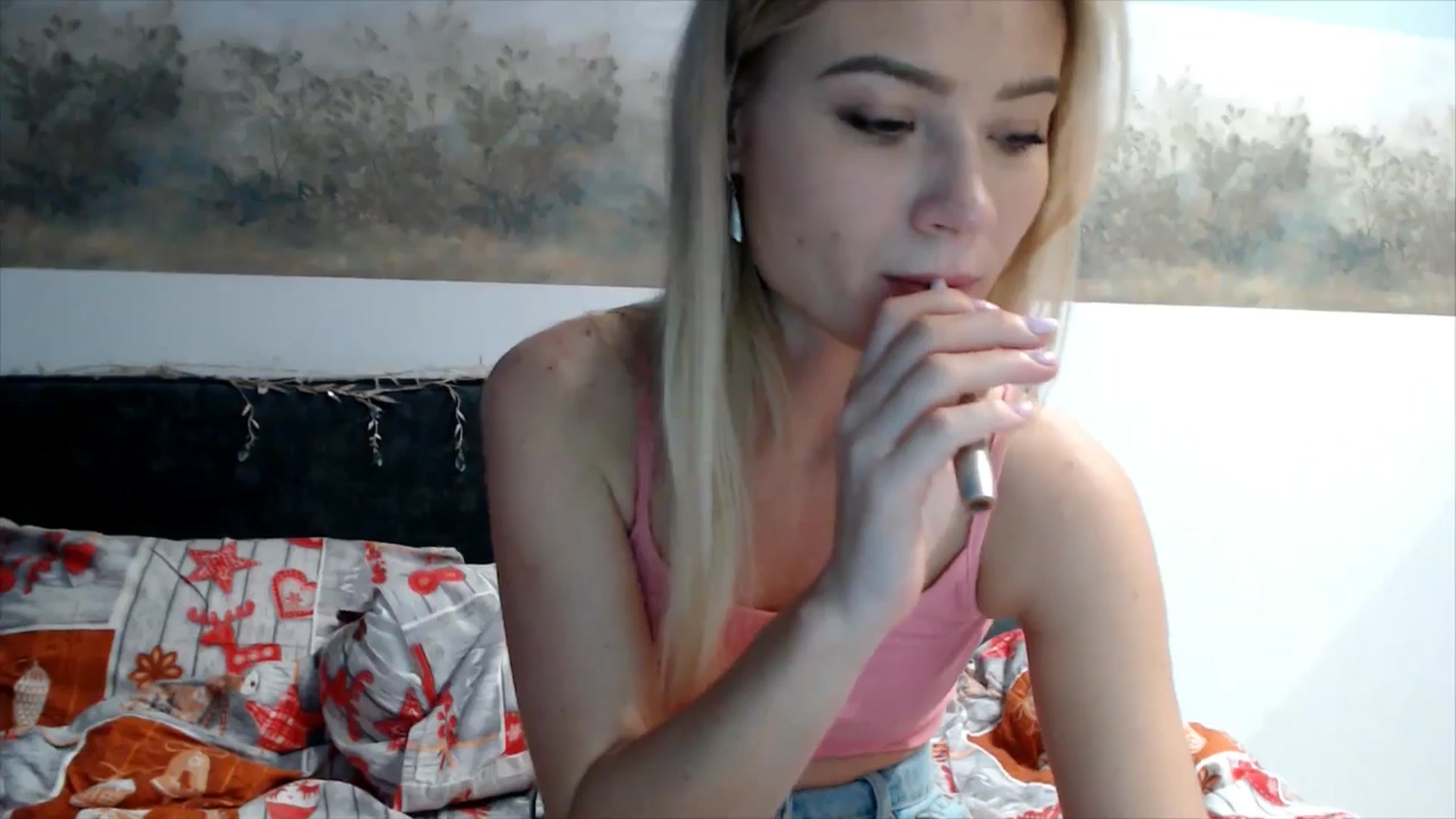 Gallery image thumbnail from fiancee's myfreecams stream on, 01/13/2026, 06:01 image 3 of 20