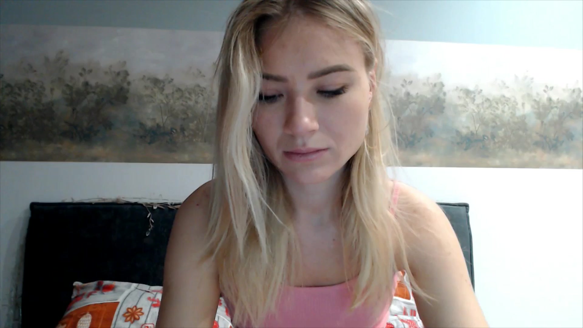 Gallery image thumbnail from fiancee's myfreecams stream on, 01/13/2026, 15:08 image 18 of 20