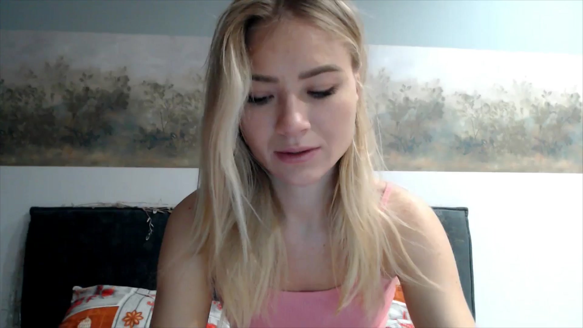 Gallery image thumbnail from fiancee's myfreecams stream on, 01/13/2026, 15:08 image 16 of 20