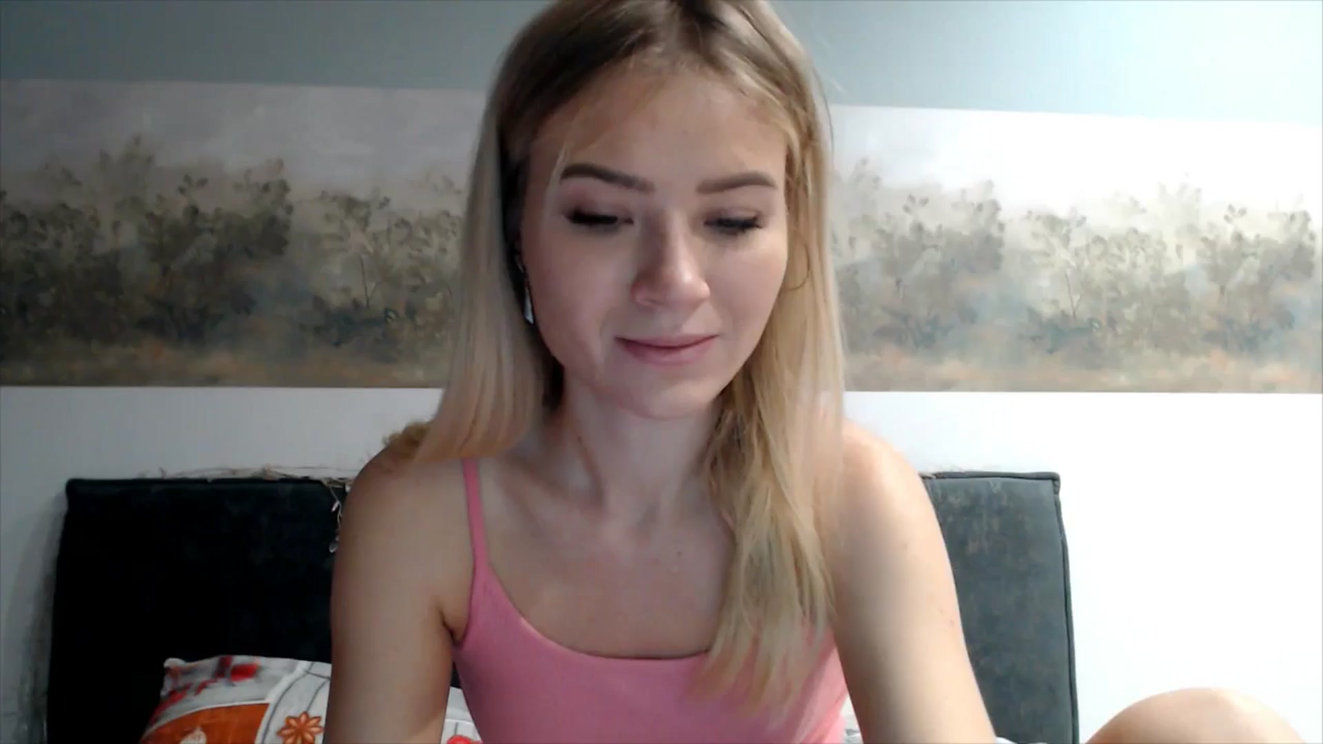 Gallery image thumbnail from fiancee's myfreecams stream on, 01/13/2026, 15:08 image 1 of 20