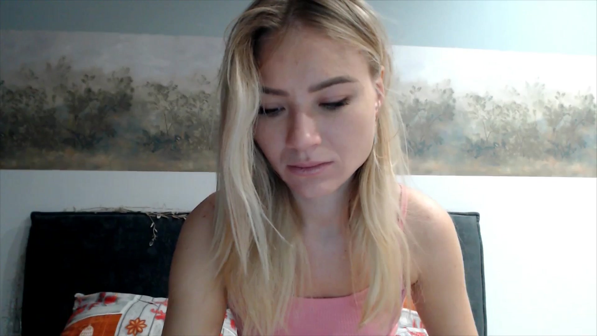 Gallery image thumbnail from fiancee's myfreecams stream on, 01/13/2026, 15:08 image 19 of 20