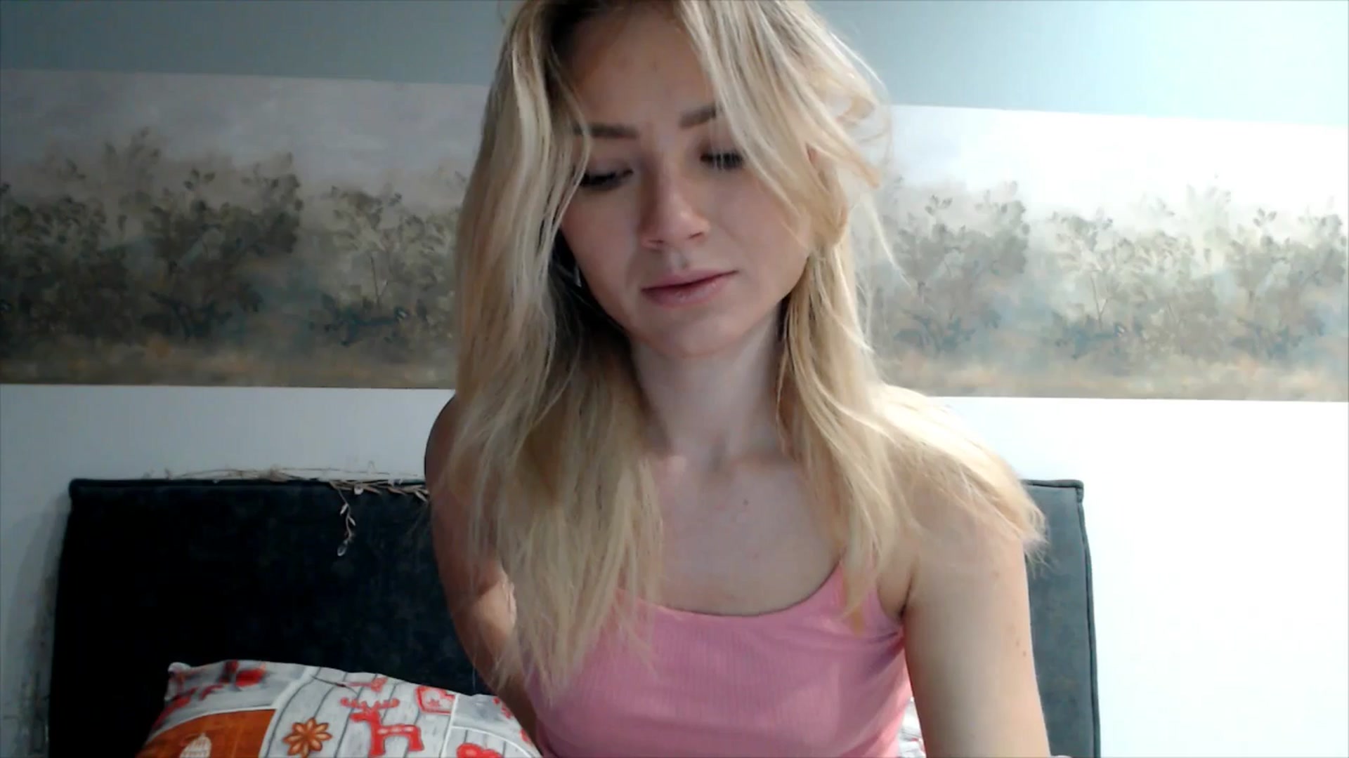 Gallery image thumbnail from fiancee's myfreecams stream on, 01/13/2026, 15:08 image 11 of 20