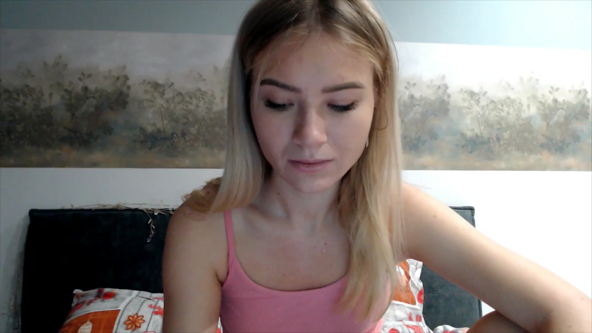Gallery image thumbnail from fiancee's myfreecams stream on, 01/13/2026, 15:08 image 2 of 20