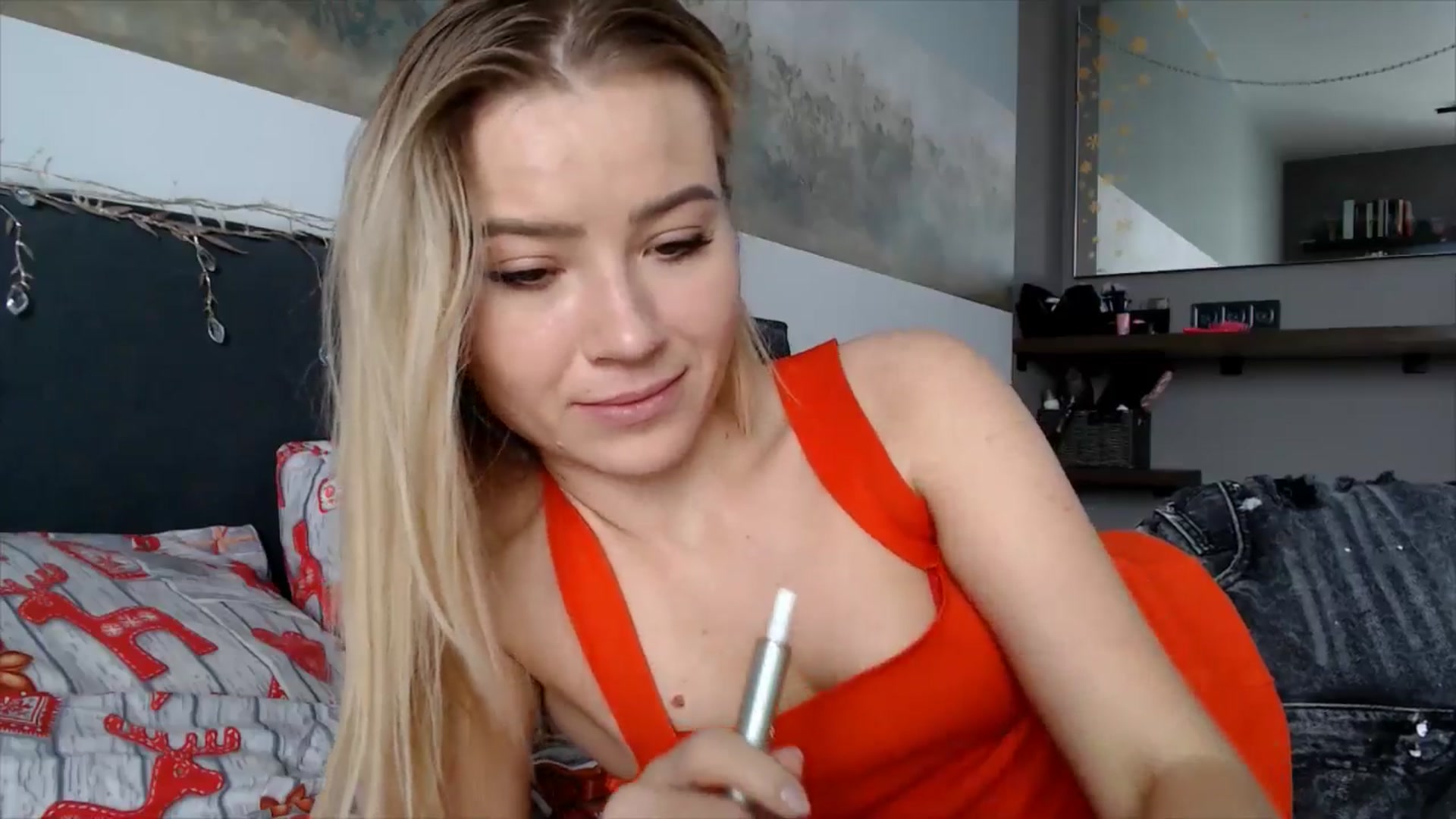 Gallery image thumbnail from fiancee's myfreecams stream on, 01/18/2026, 09:01 image 16 of 20