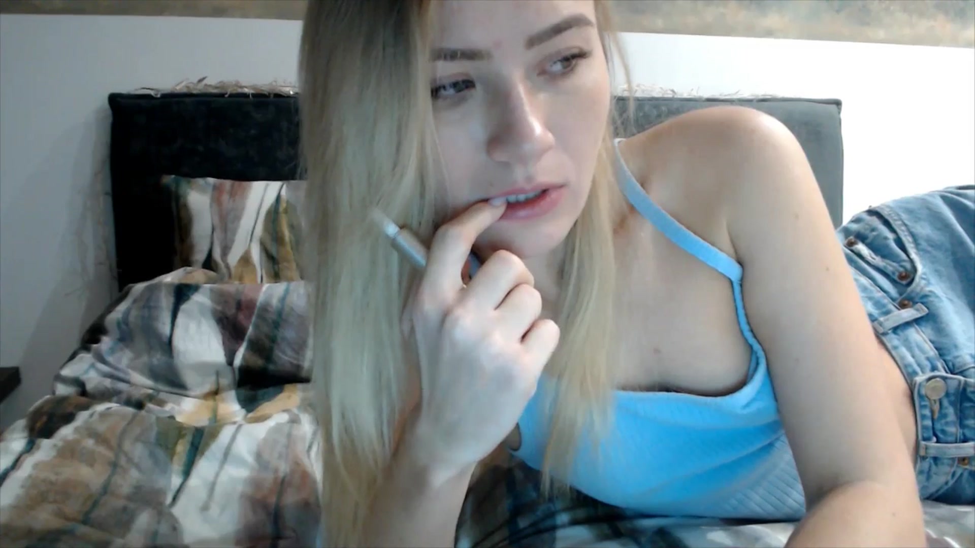 Gallery image thumbnail from fiancee's myfreecams stream on, 02/10/2026, 20:02 image 2 of 20