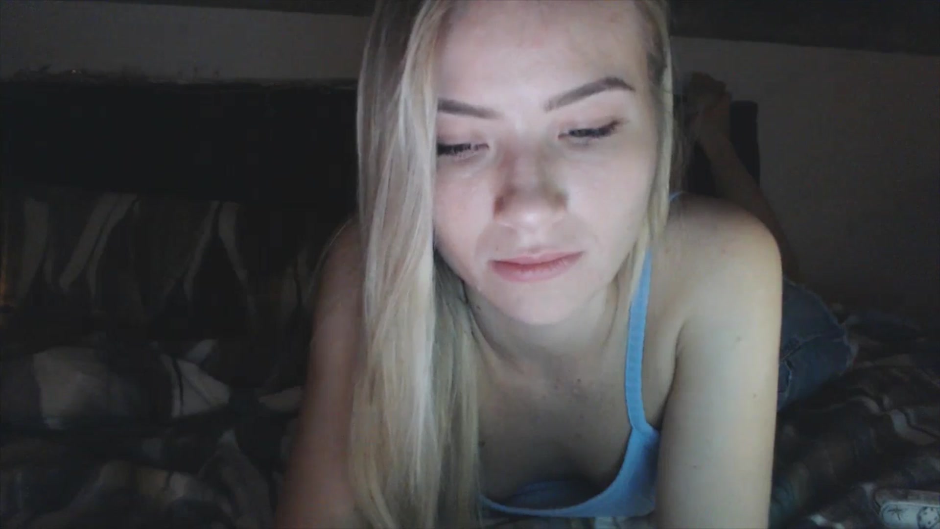 Gallery image thumbnail from fiancee's myfreecams stream on, 02/10/2026, 21:04 image 3 of 20