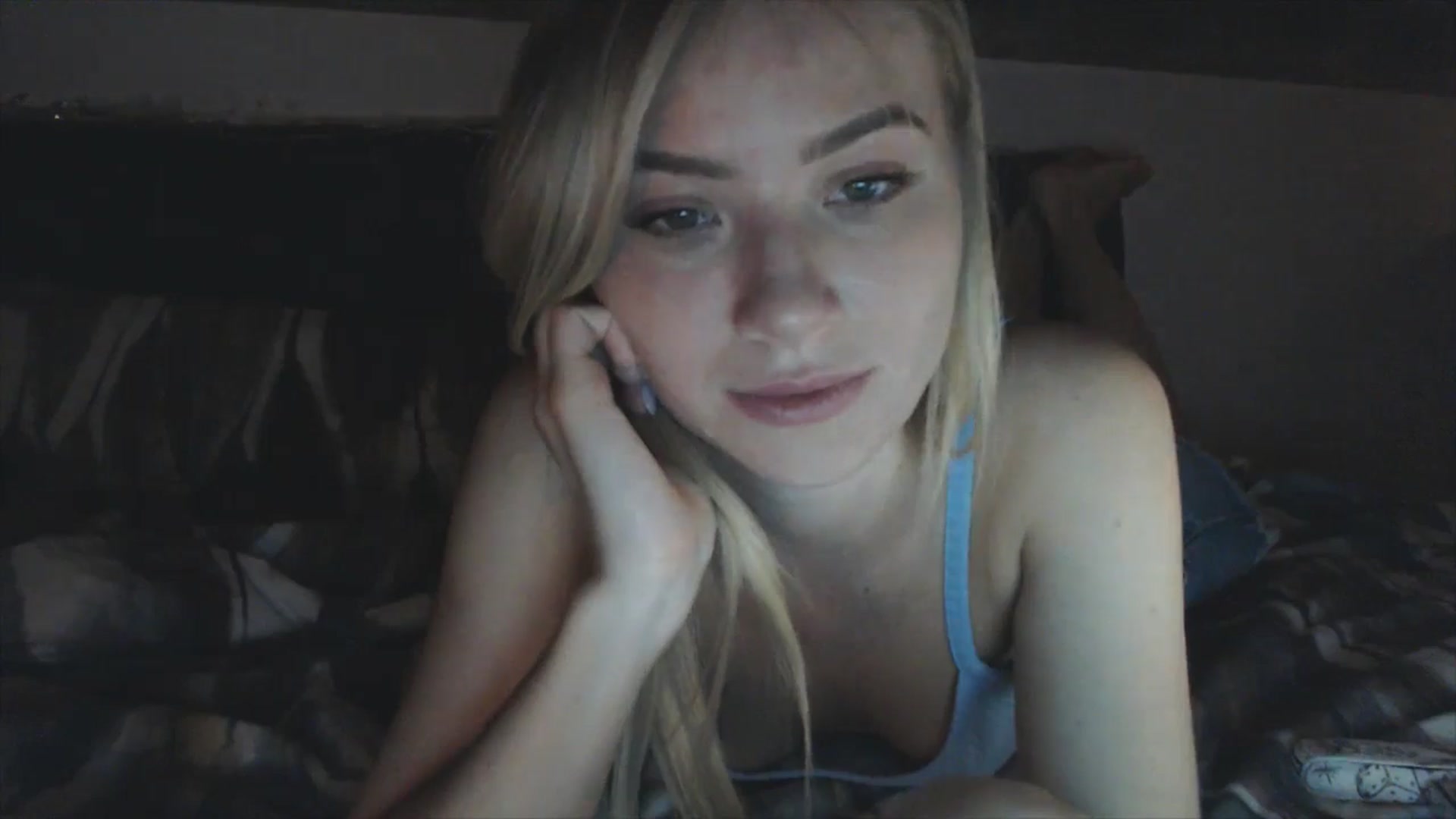 Gallery image thumbnail from fiancee's myfreecams stream on, 02/10/2026, 21:04 image 18 of 20
